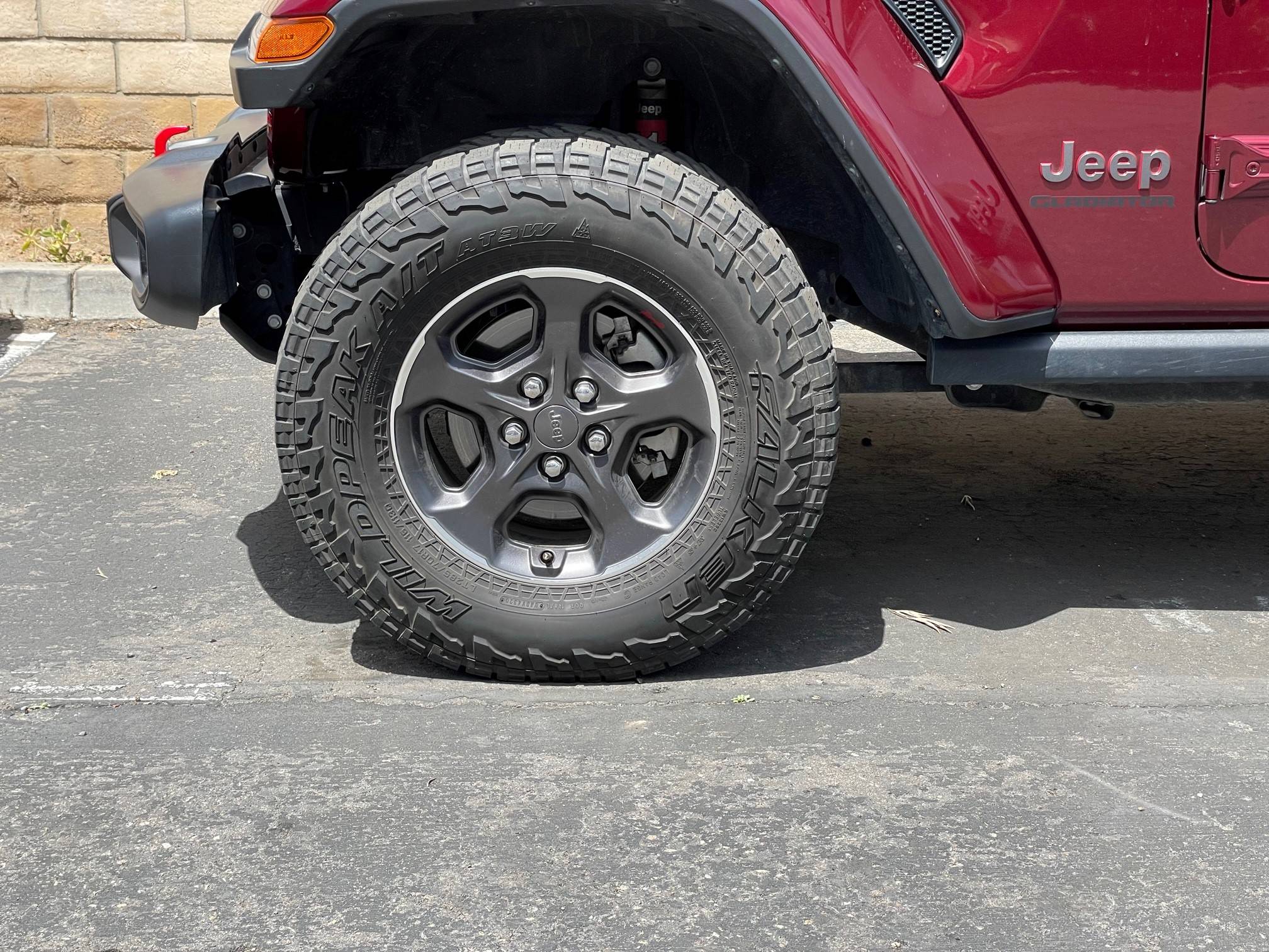 Jeep Gladiator Dipping my toe in the modding water jeep before 3