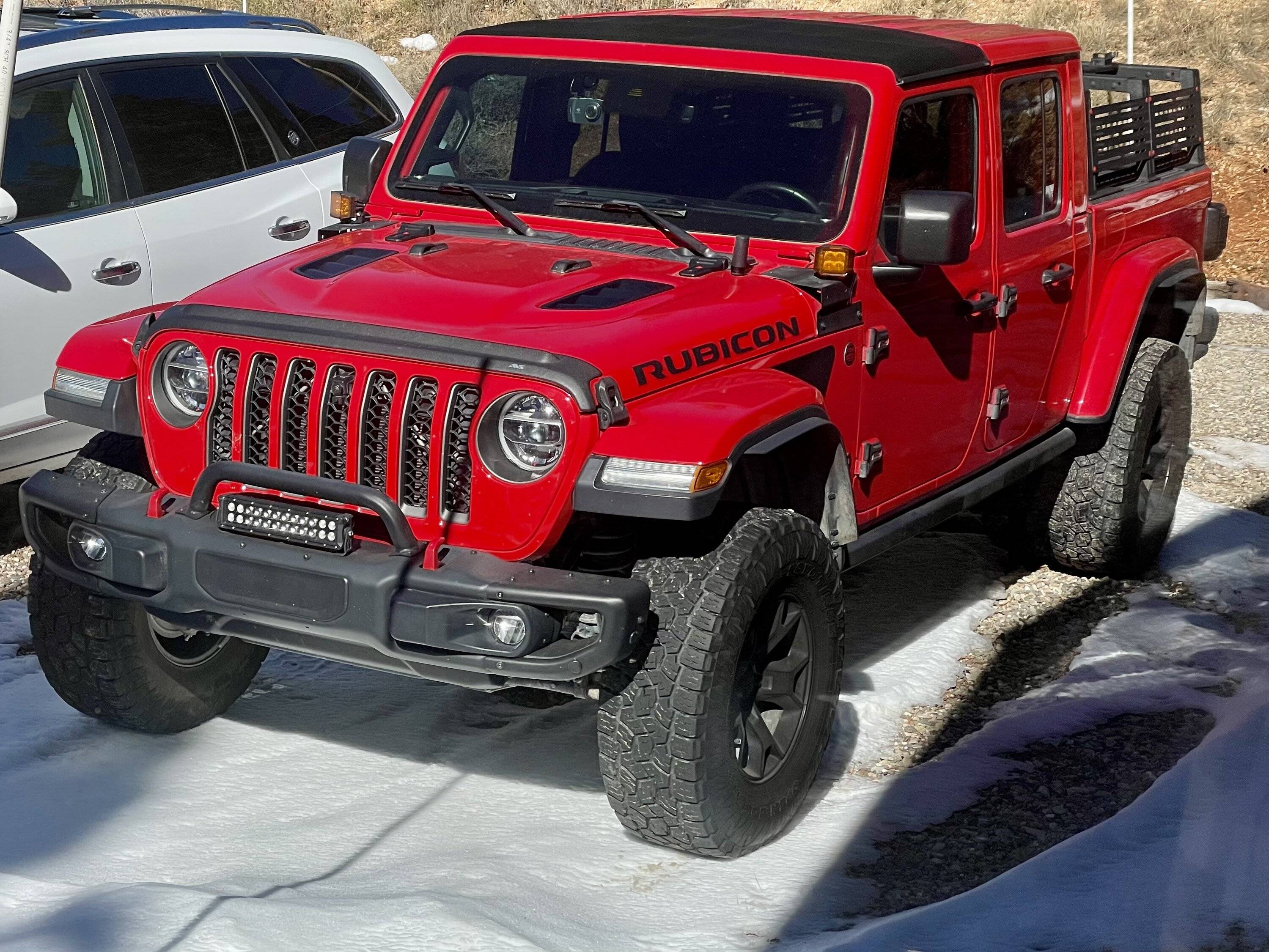 Jeep Gladiator Stubby GMRS antenna question. IMG_3189