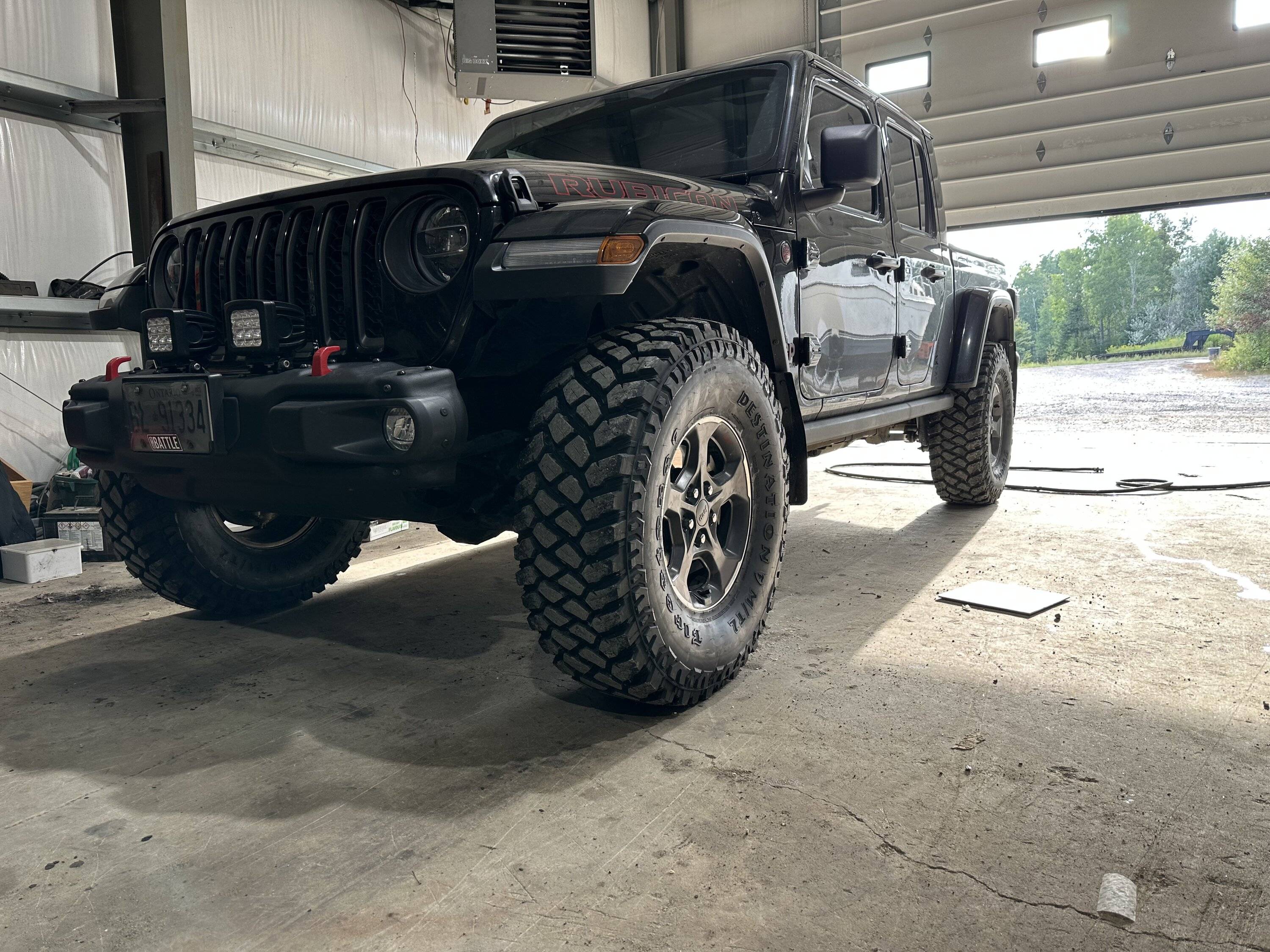 Jeep Gladiator 37s on and looking sweet! IMG_1666