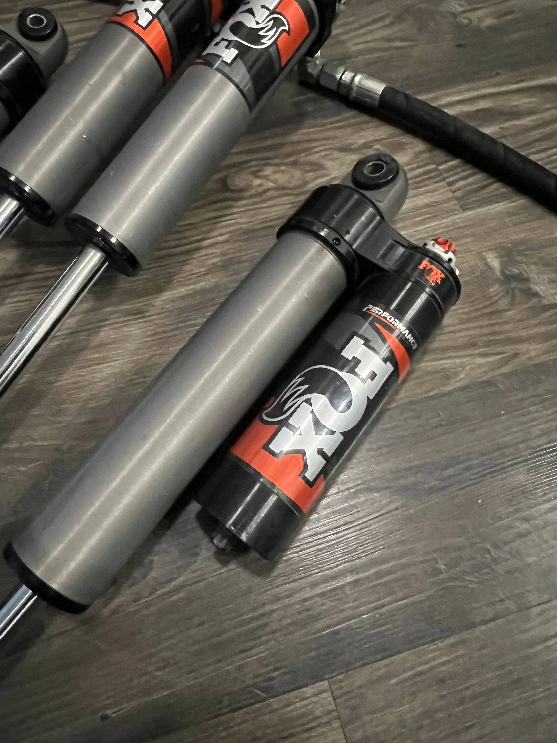 Jeep Gladiator Fox 2.5 Adjustable Shocks 1.5” Inches IMG_0075