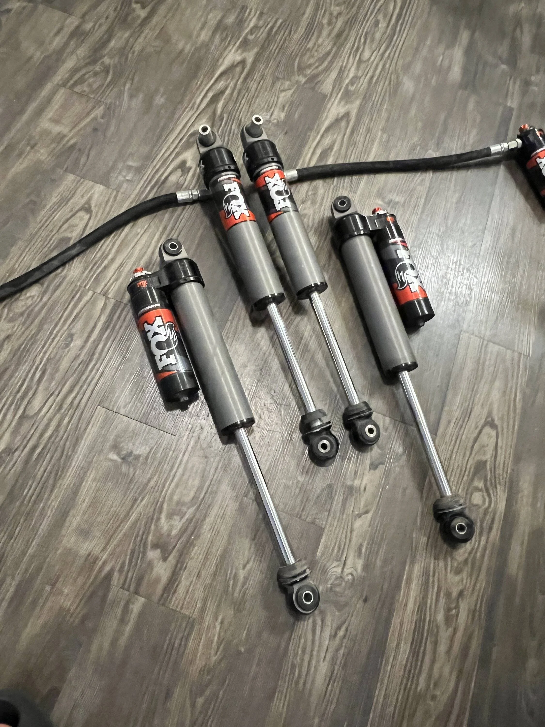 Jeep Gladiator Fox 2.5 Adjustable Shocks 1.5” Inches IMG_0079