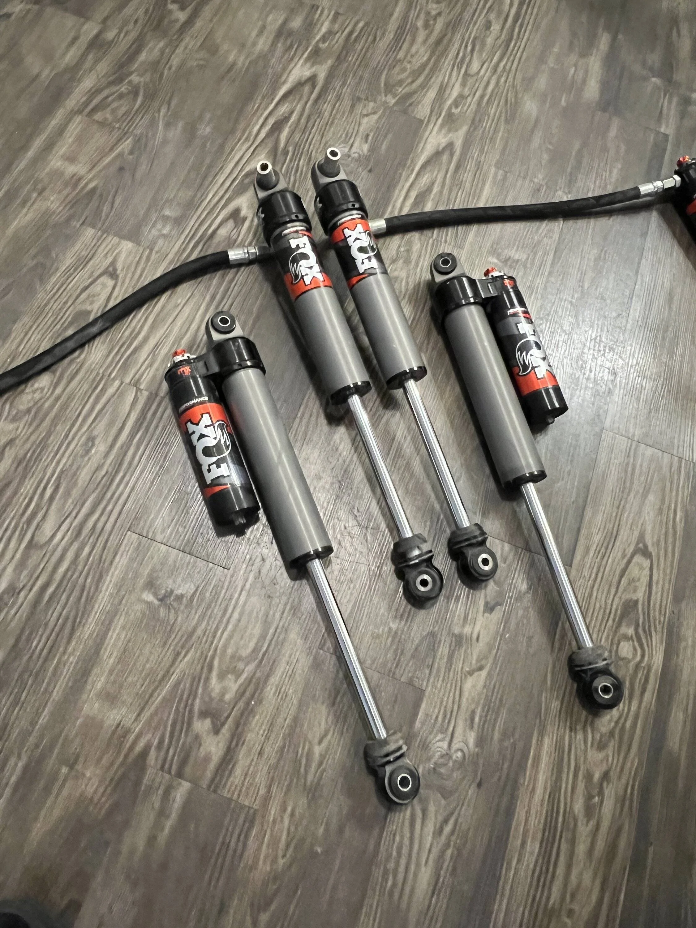 Jeep Gladiator Fox 2.5 Adjustable Shocks 1.5” Inches IMG_0080