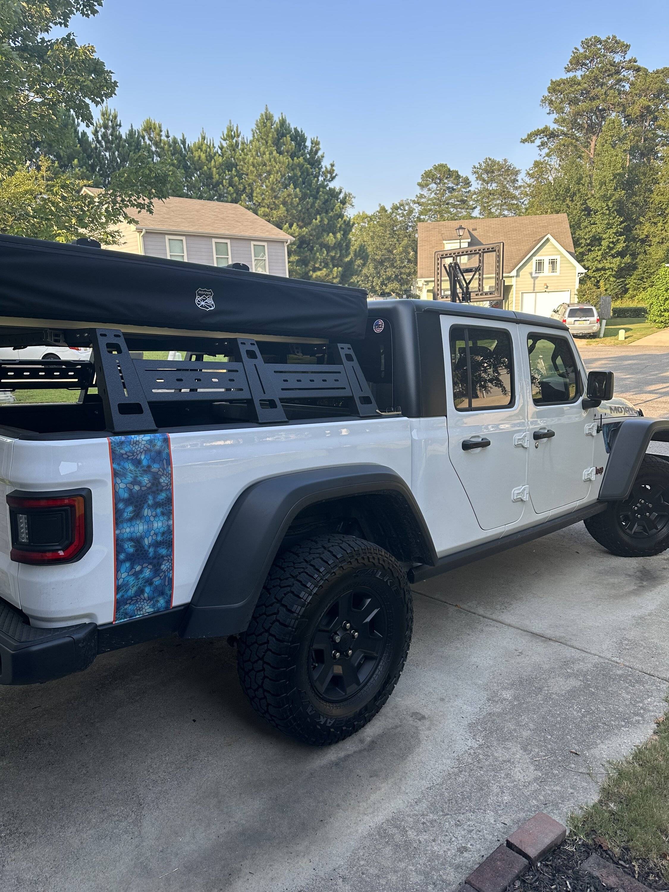 Jeep Gladiator BRIGHT WHITE Gladiator JT Club IMG_5697