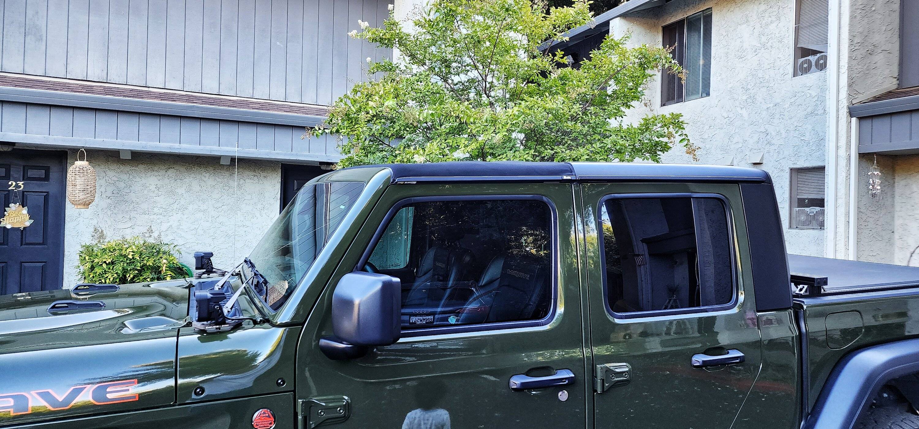 Jeep Gladiator Andrew's 2022 Sarge Green Mojave - Northern CA 20230827_080709-01