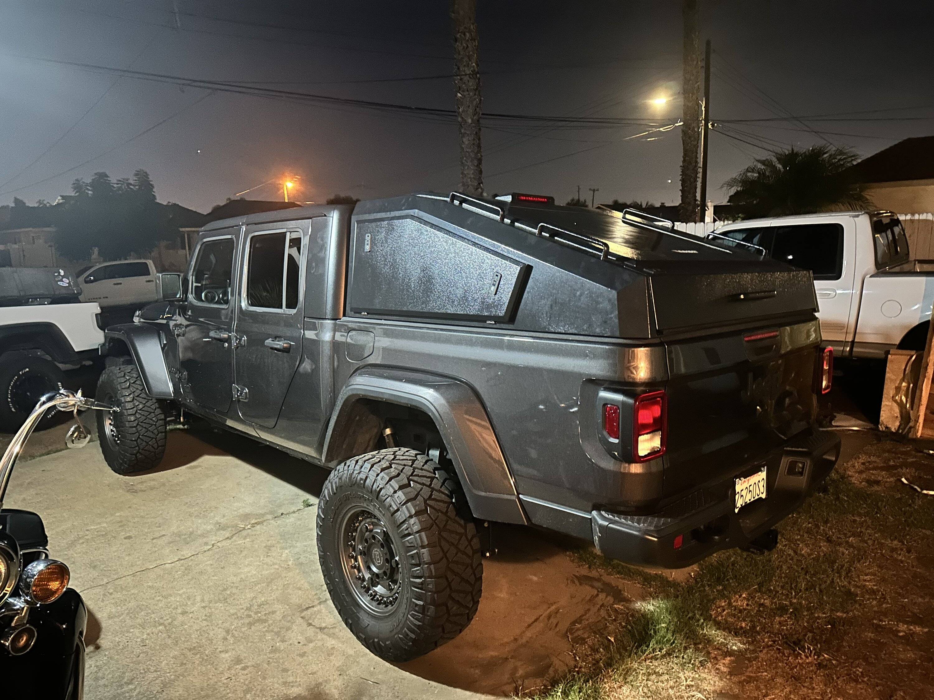 Jeep Gladiator GAIA Fastback installed IMG_5202