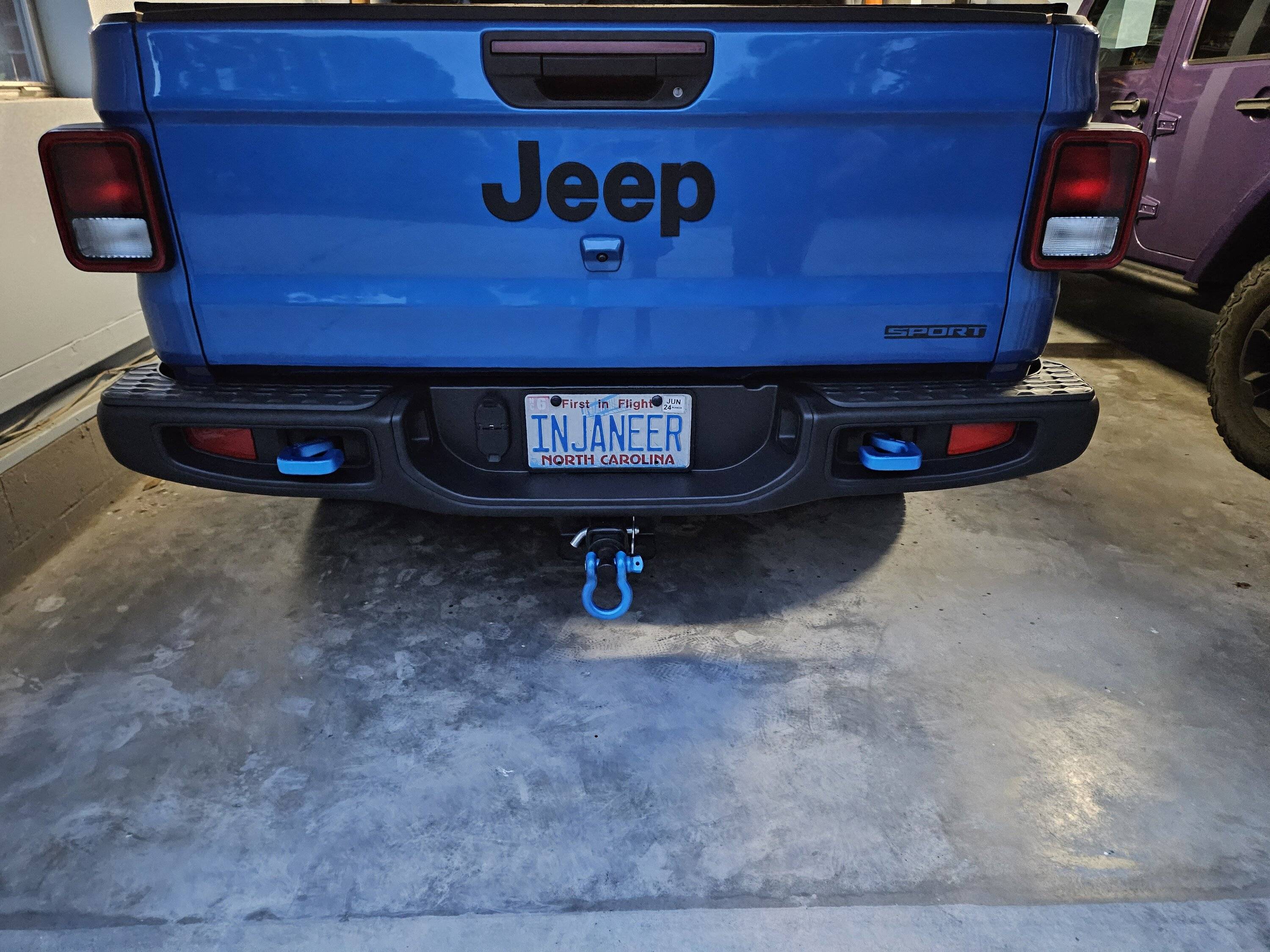 Jeep Gladiator Blue On Black - Build Chronicles 20230827_193150