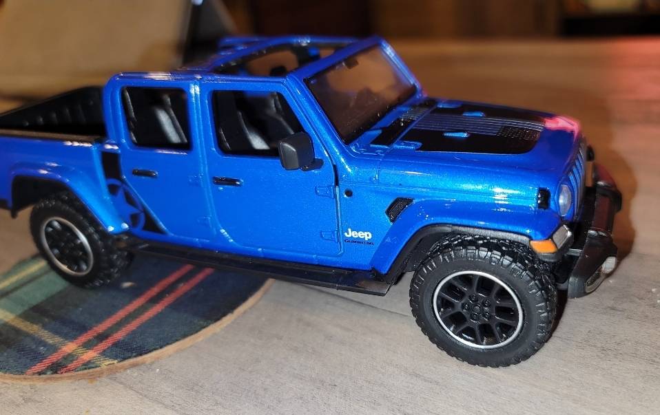 Jeep Gladiator Silly $27 Accesory Screenshot_20230828_133748_Gallery