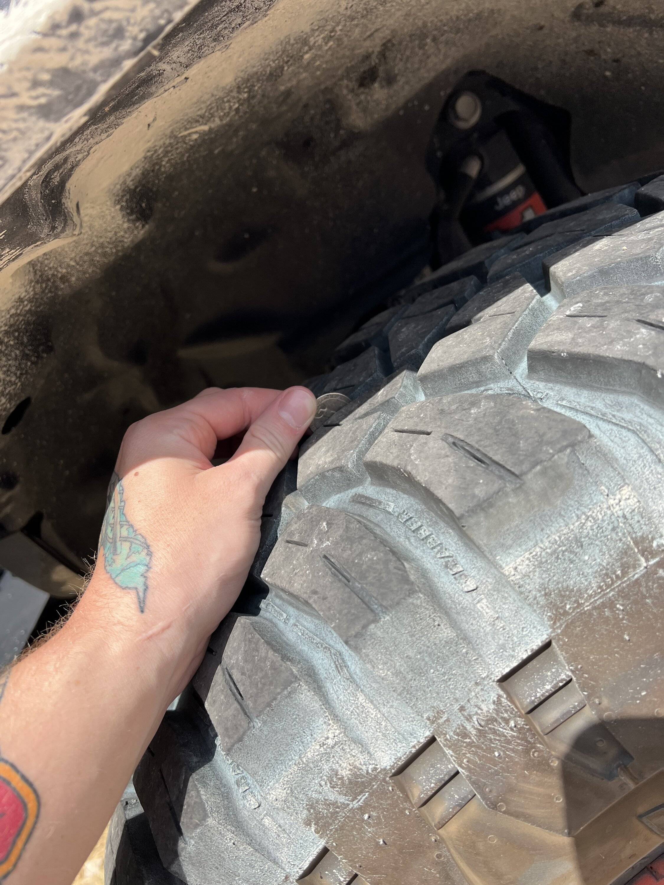 Jeep Gladiator $1000-35x12.5r17 General grabber X3’s IMG_1932