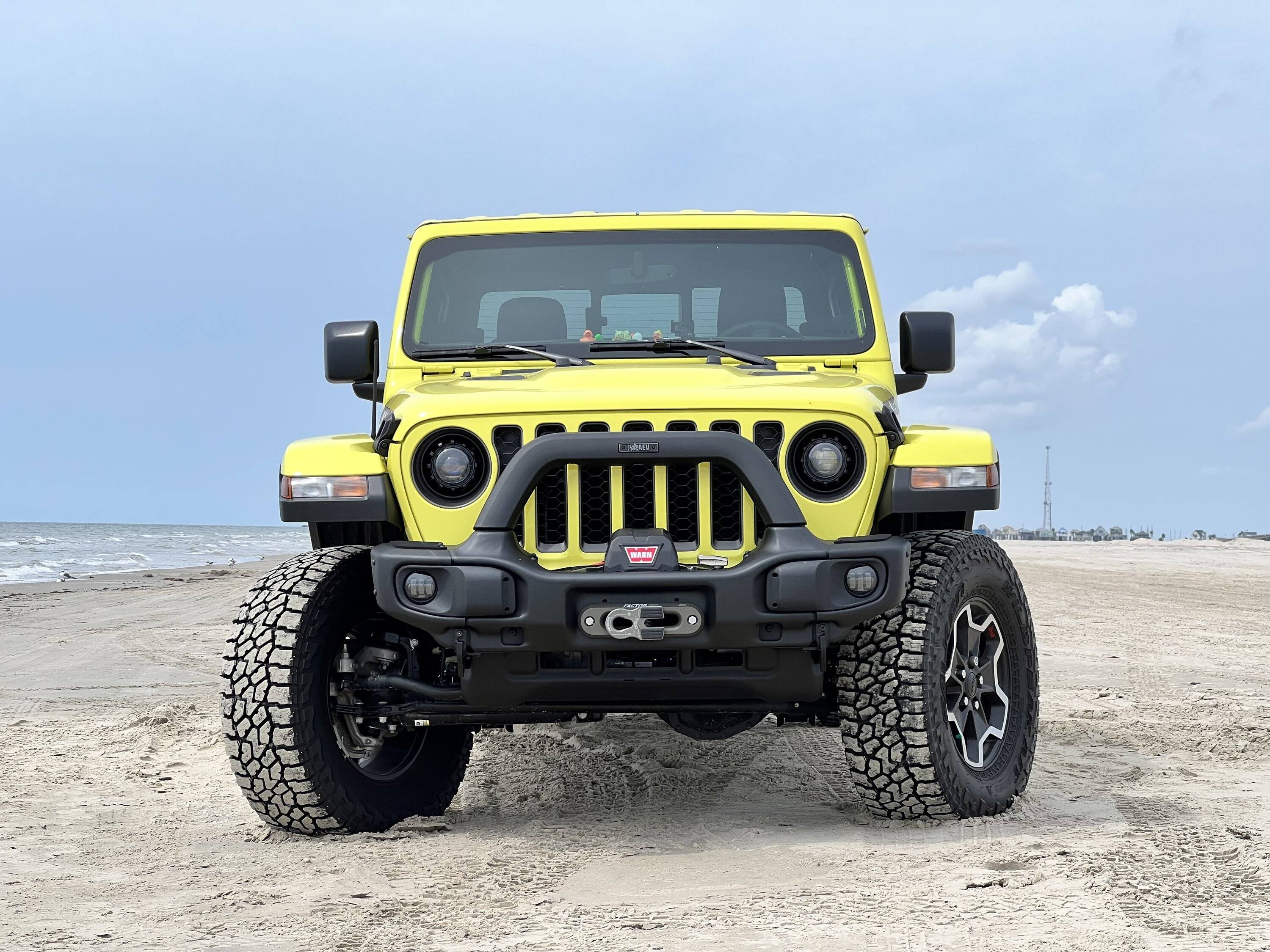Jeep Gladiator Gladiator Glamour Shots 4A665E37-E5E8-4753-8439-D5F1FC375FDC
