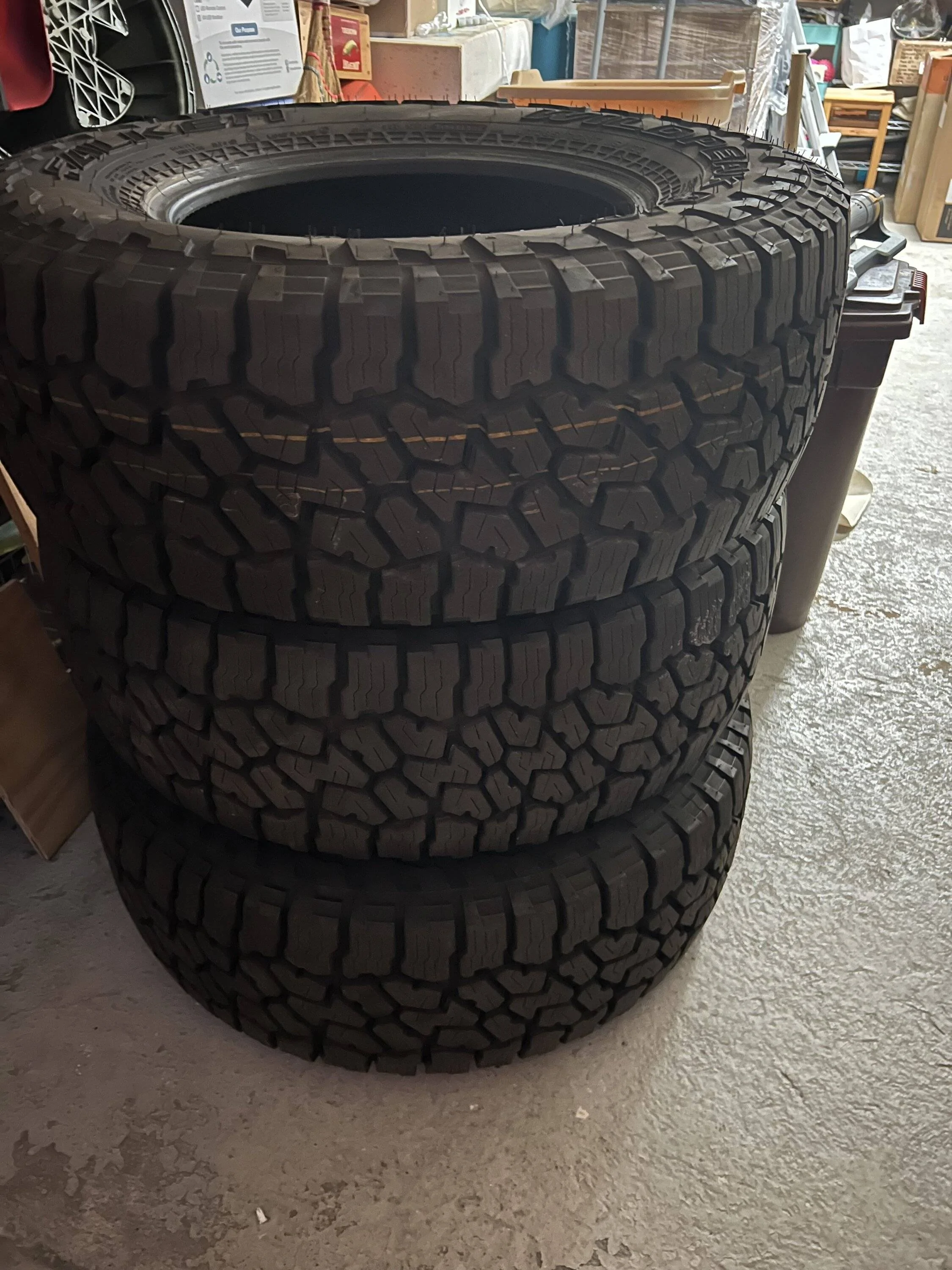 Jeep Gladiator MOJAVE TAKE-OFFS: 4 WHEELS & 33" TIRES (~4.5K mi) + SPARE TIRE (NEW) IMG-9700