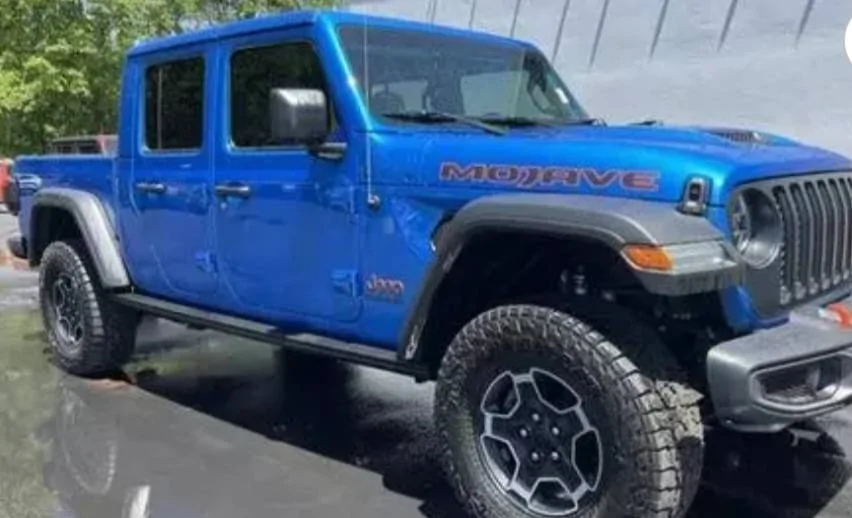 Jeep Gladiator OEM Performance Rock Rails Screenshot_20230521-163325_Chrom