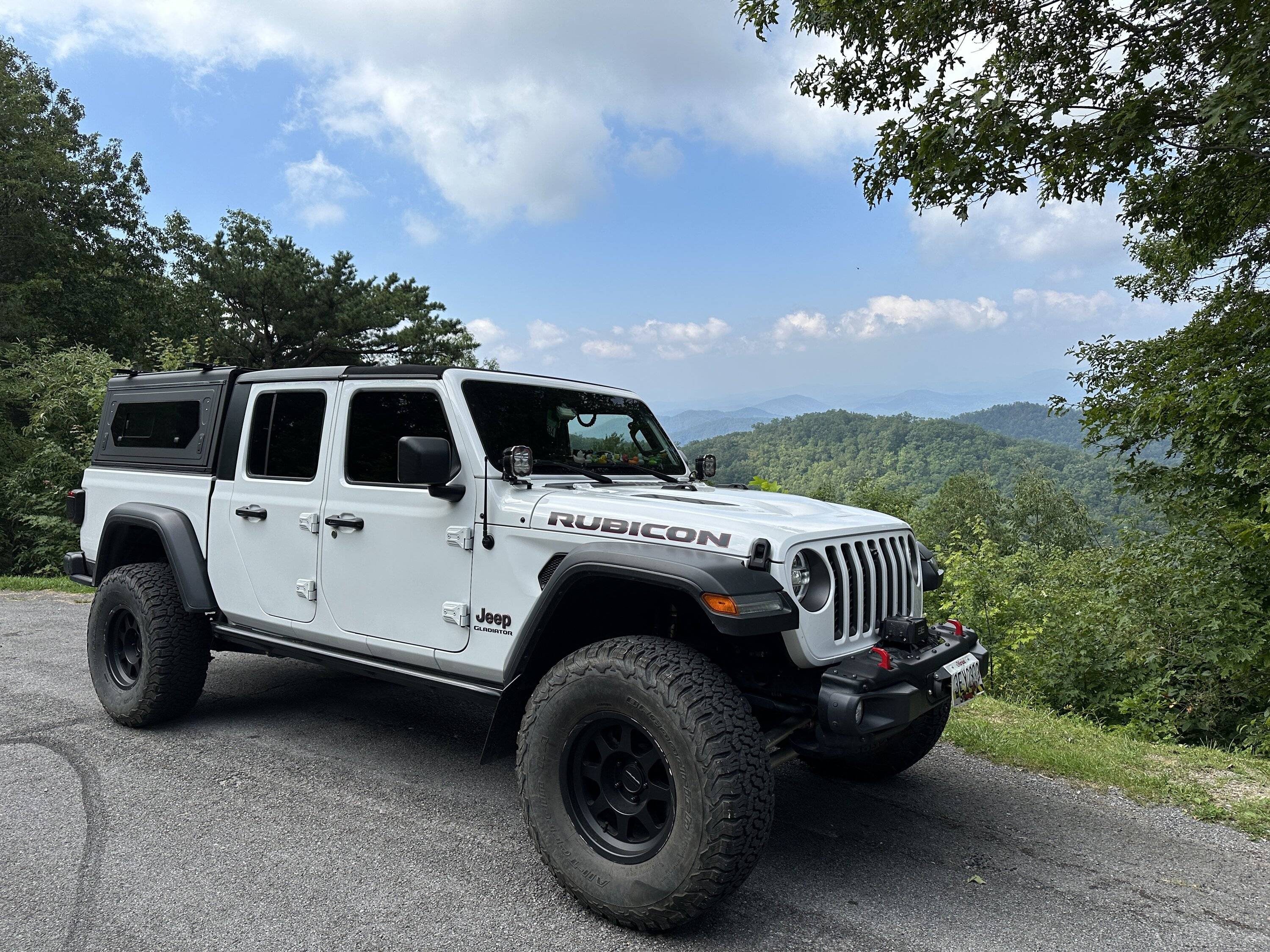 Jeep Gladiator Smoky Mountain Jeep invasion 2023 IMG_0704