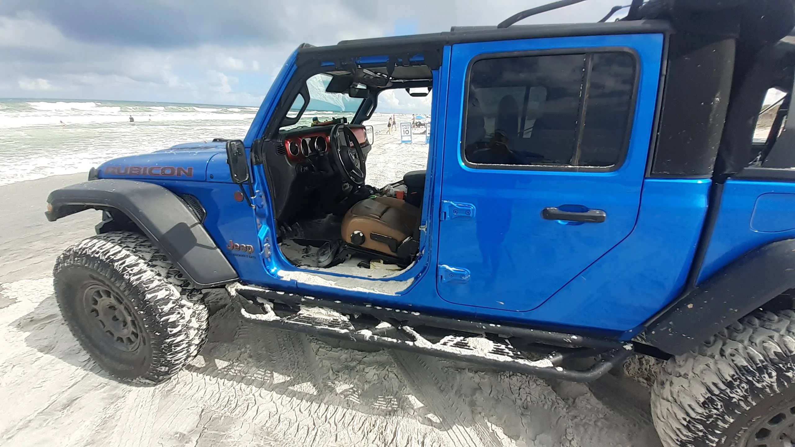 Jeep Gladiator What is an unpopular opinion you have in the Jeep community? 20230827_162157
