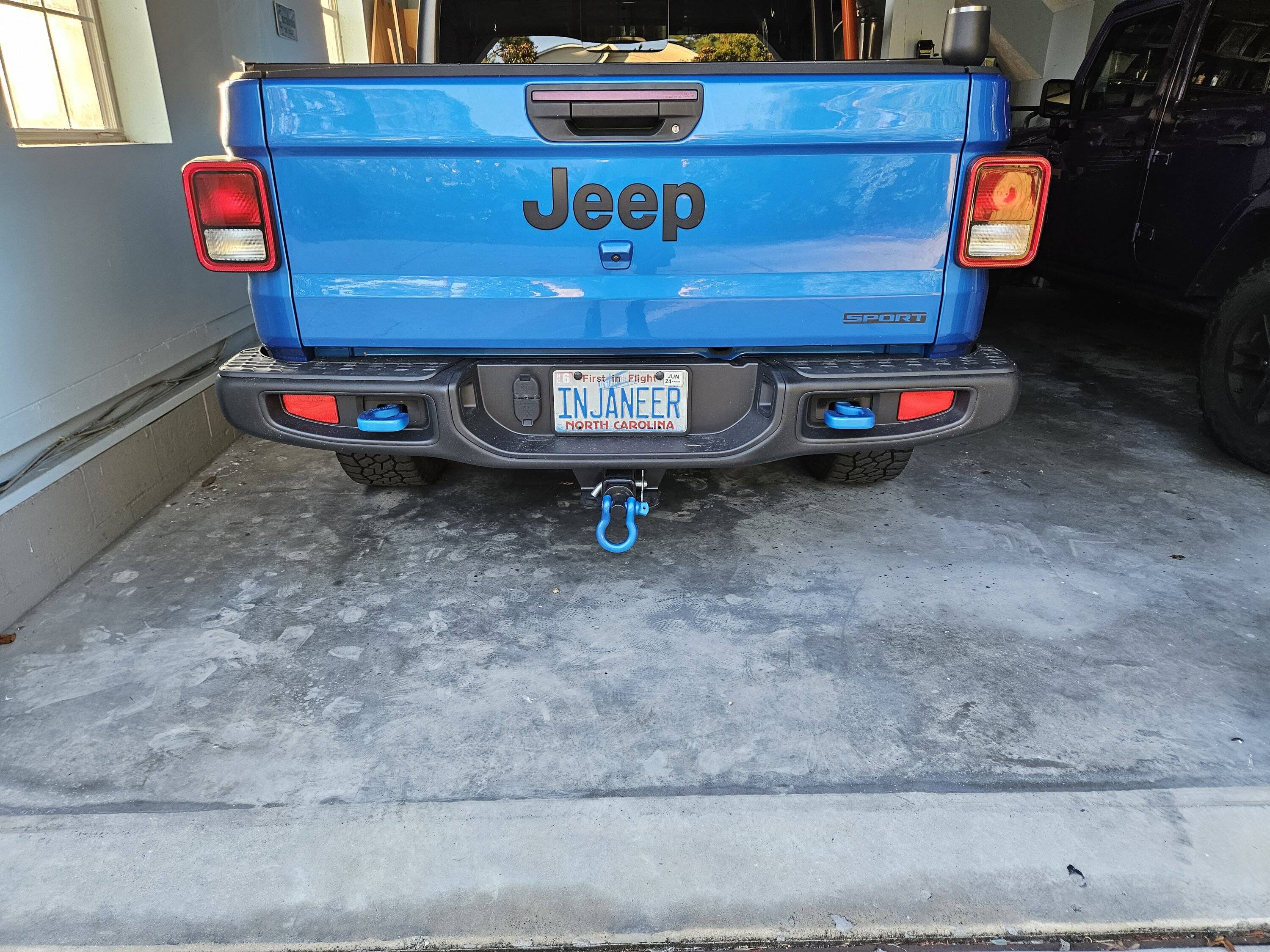 Jeep Gladiator Blue On Black - Build Chronicles 20230831_184951