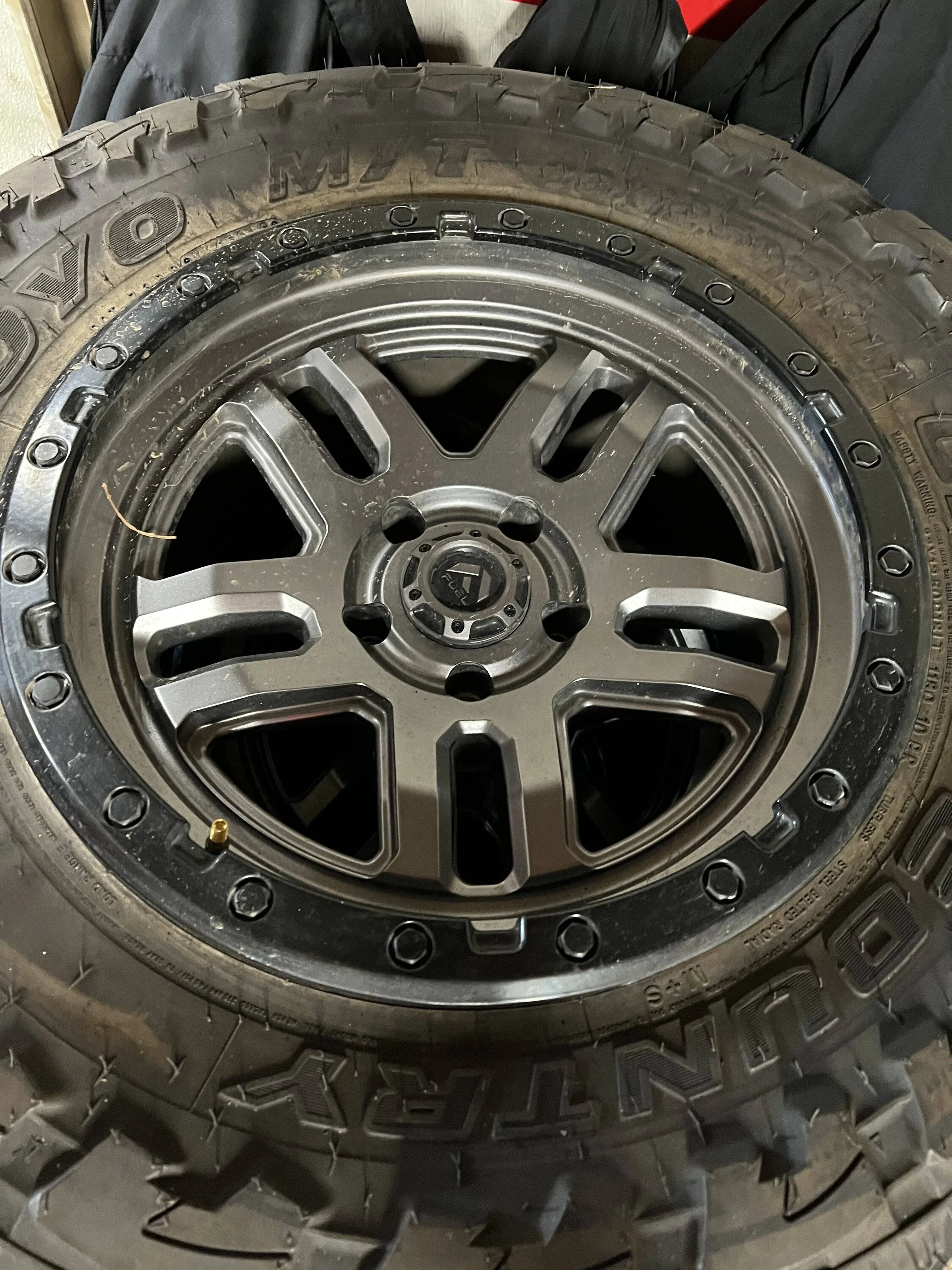 Jeep Gladiator Wheel and tire combo IMG_0445