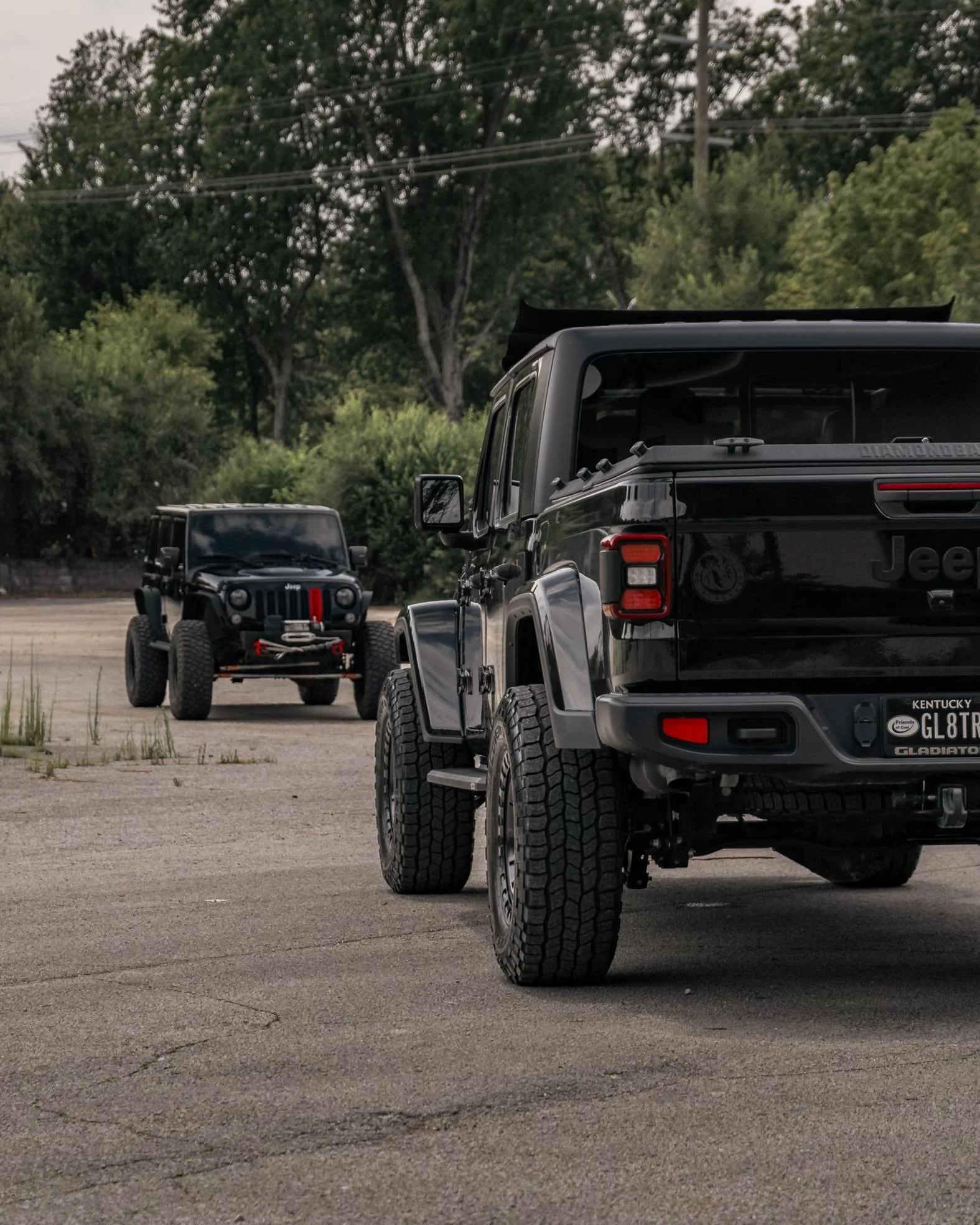 Jeep Gladiator Jeeps Parking Next To Jeeps DSC00980