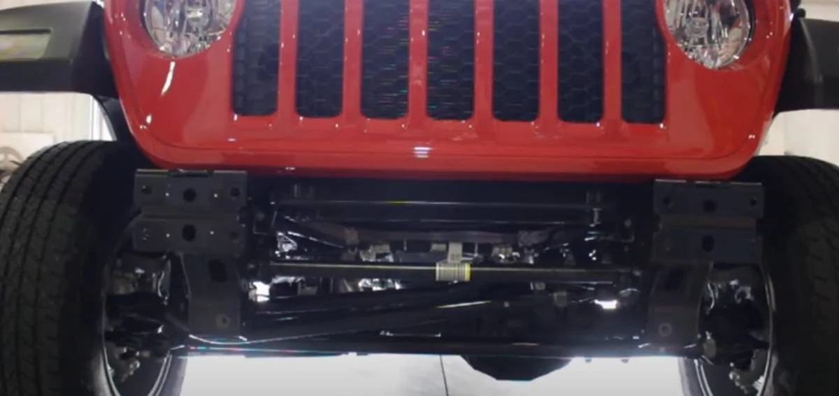 Jeep Gladiator Smacked in the front ... image (17)