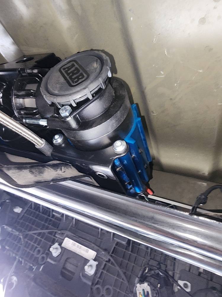 Jeep Gladiator ARB Twin Compressor Installed -- mounted under bed, above spare 20230902_133331