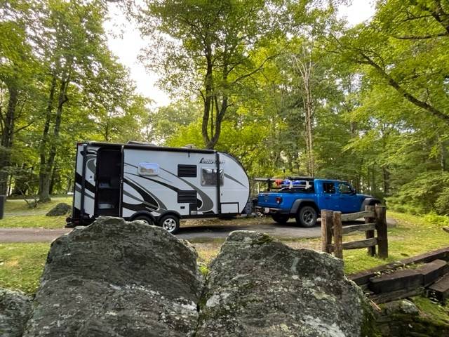 Jeep Gladiator Travel trailer recommendations 16dpb