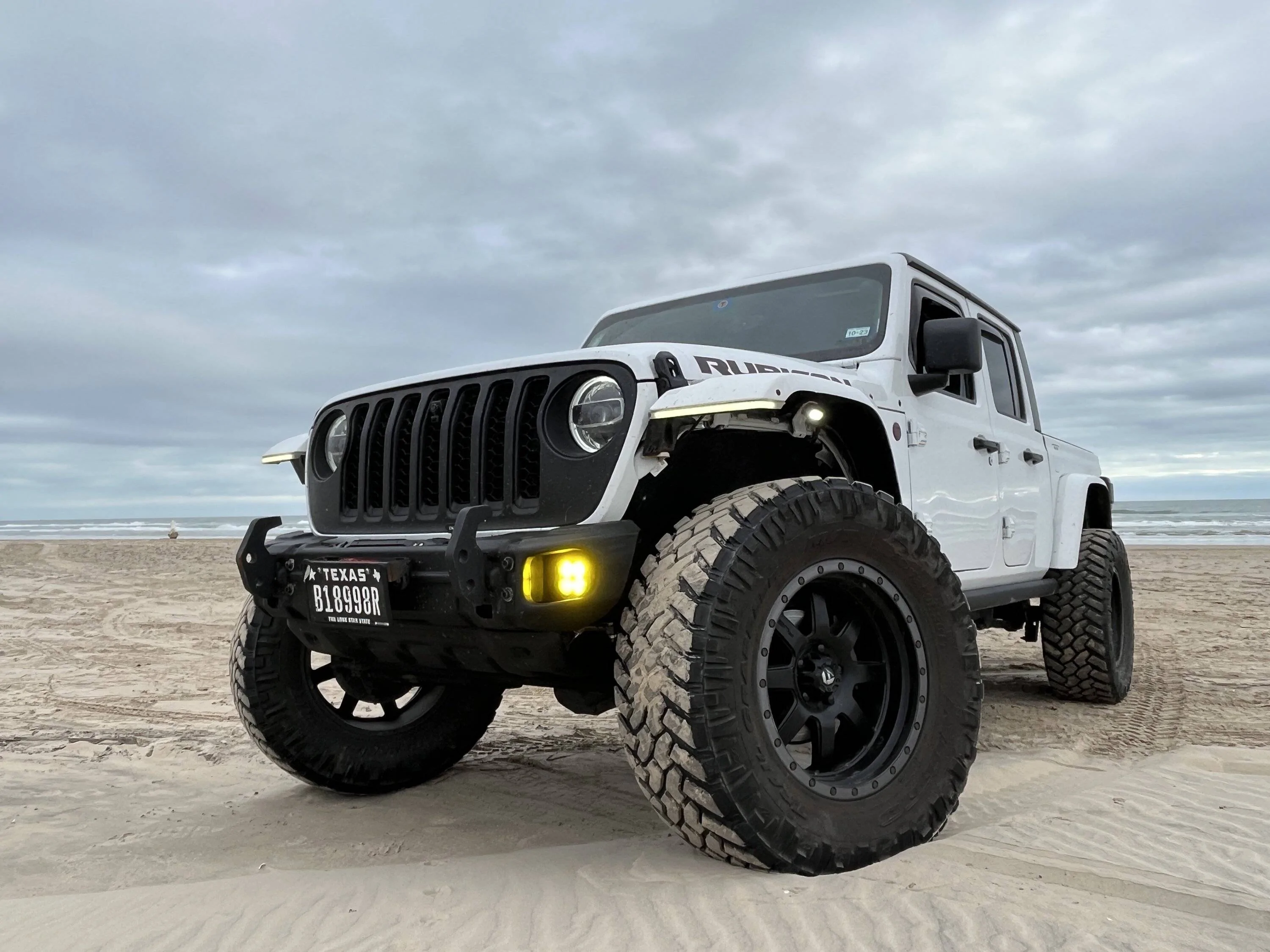 Jeep Gladiator 20's what tires should I run IMG_0587