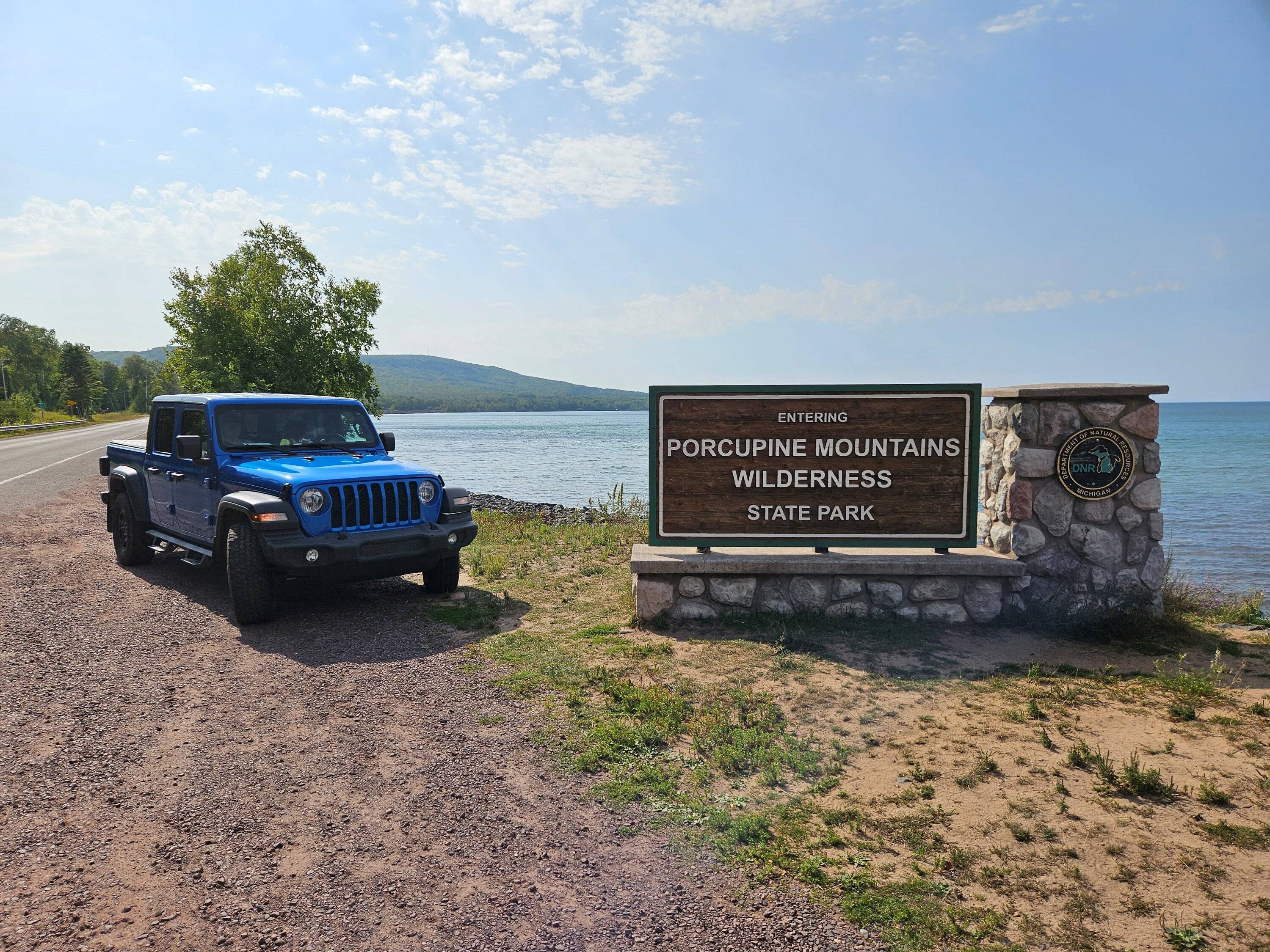 Jeep Gladiator HYDRO BLUE PEARL Gladiator JT Club truck porkie