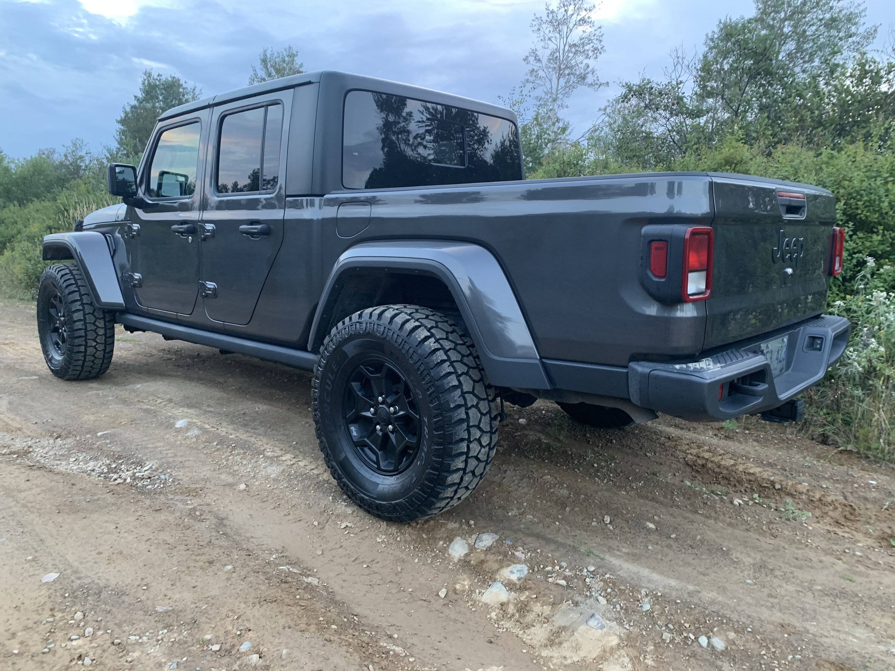Jeep Gladiator Stock Wheels with 315/70-17, leveled, wheel spacer? 2C5229AD-E901-4D08-8034-03EFC6161517