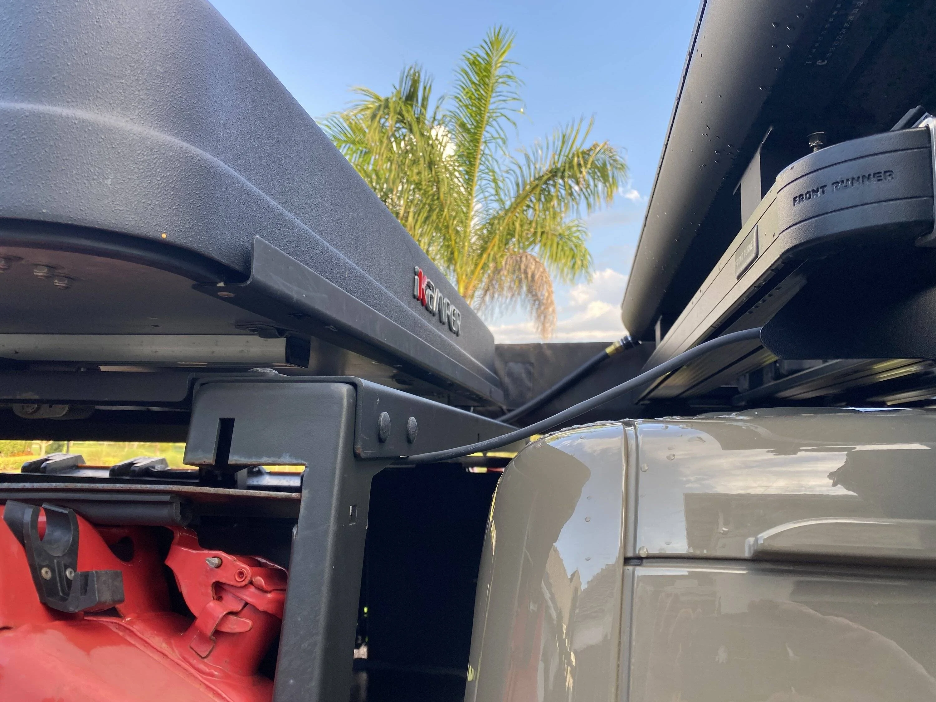Jeep Gladiator Converted Starlink to 12V to use less power IMG_6891