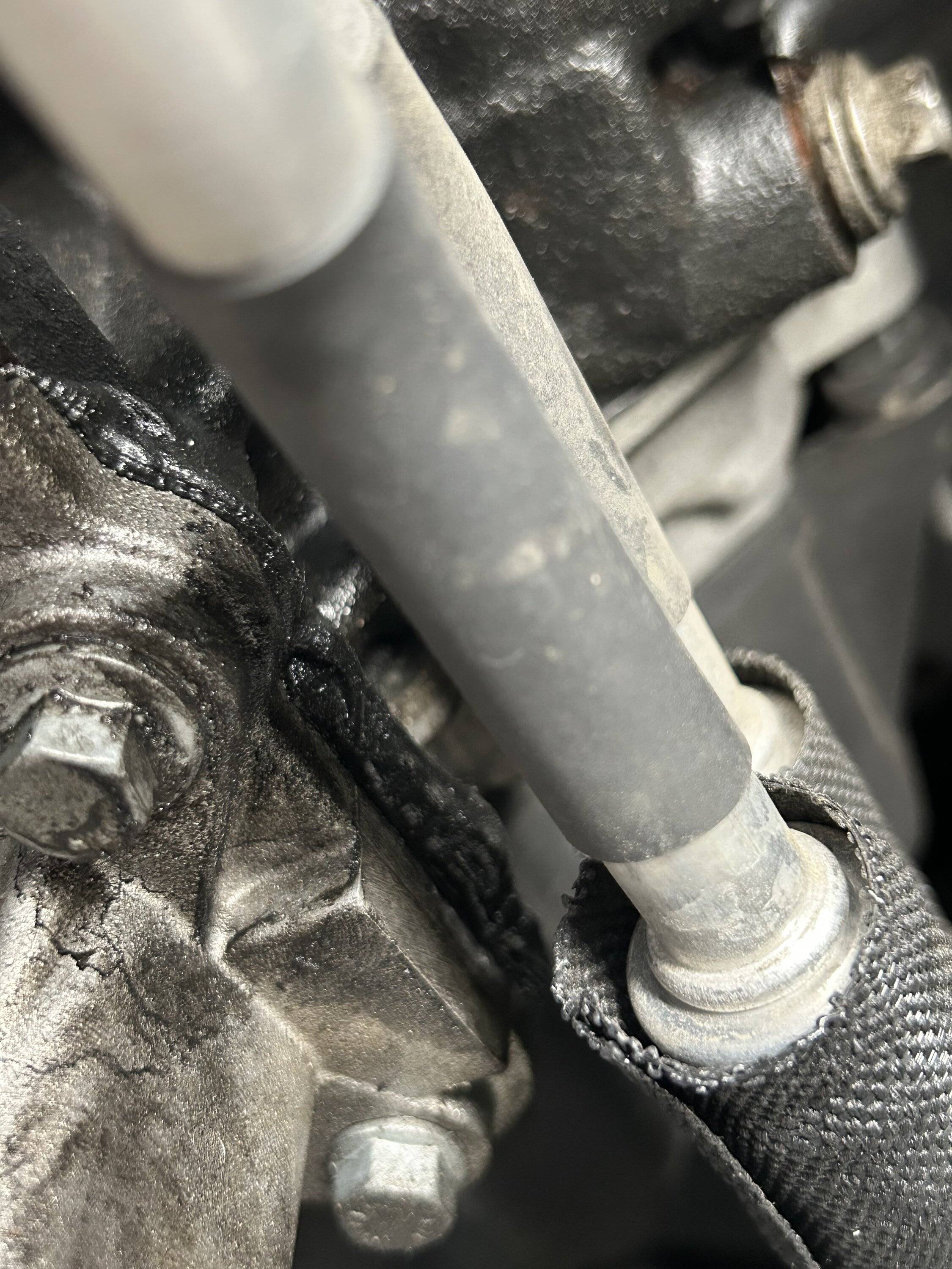 Jeep Gladiator Upper Oil Pan or Timing Chain Cover Leak IMG_2129