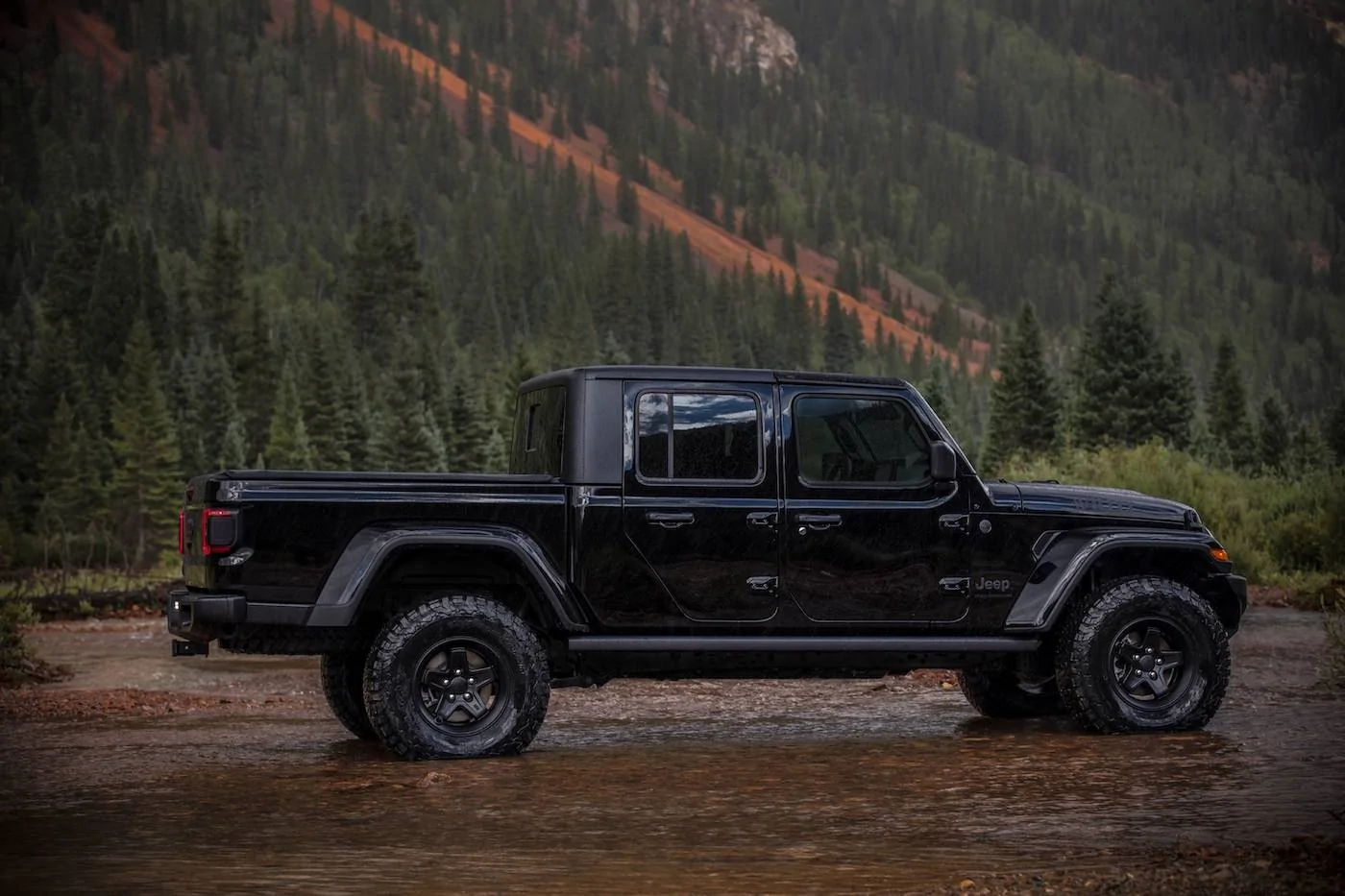 Jeep Gladiator NEW Upfit by AEV Packages (Upcountry, Upcountry+, Level II) Available for 2024 Jeep Gladiator JP024_105GL