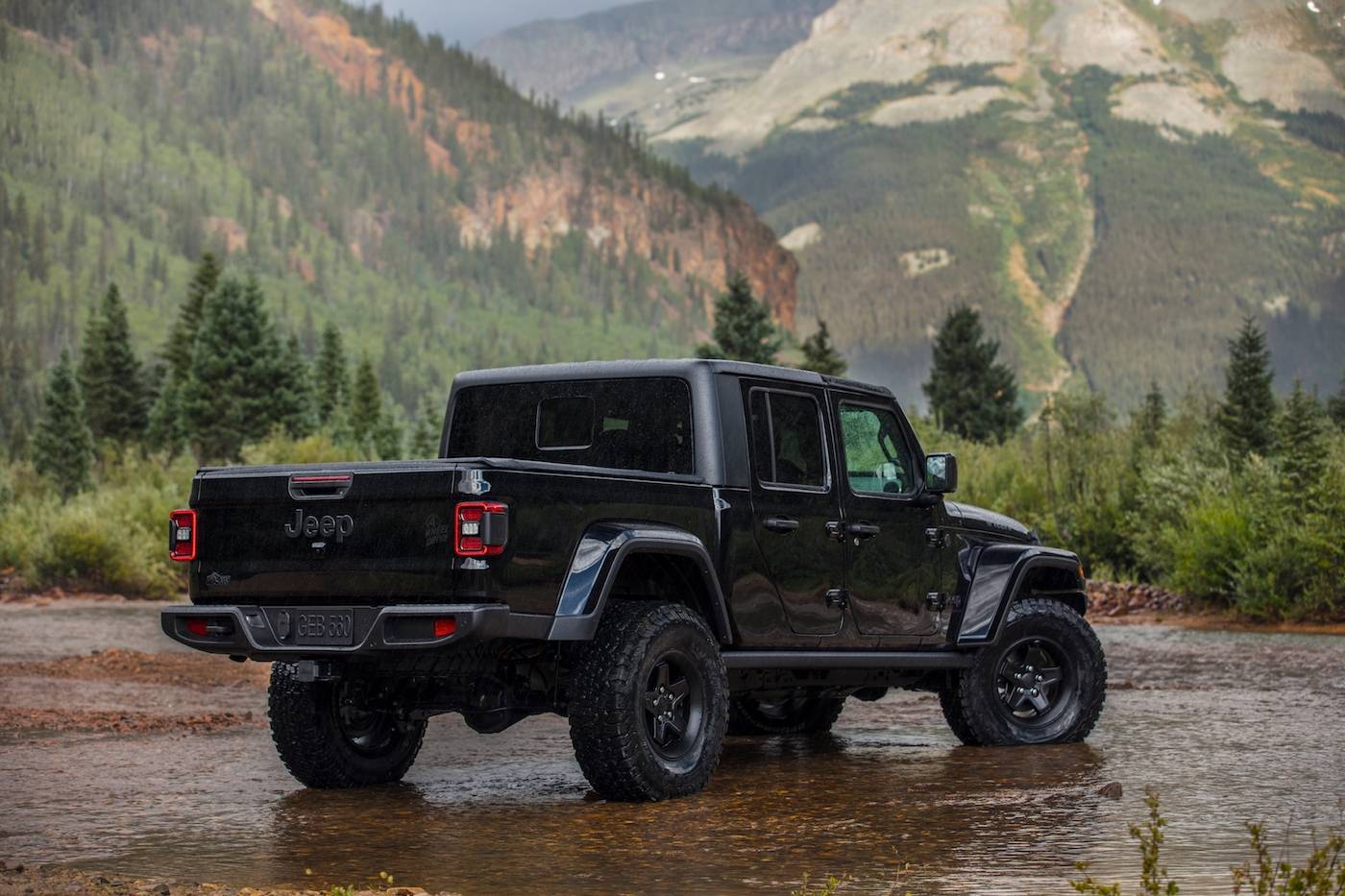 Jeep Gladiator NEW Upfit by AEV Packages (Upcountry, Upcountry+, Level II) Available for 2024 Jeep Gladiator JP024_106GL