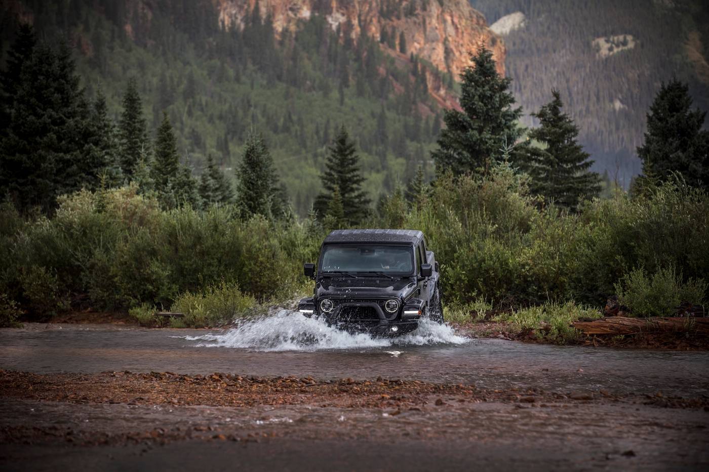 Jeep Gladiator NEW Upfit by AEV Packages (Upcountry, Upcountry+, Level II) Available for 2024 Jeep Gladiator JP024_109GL