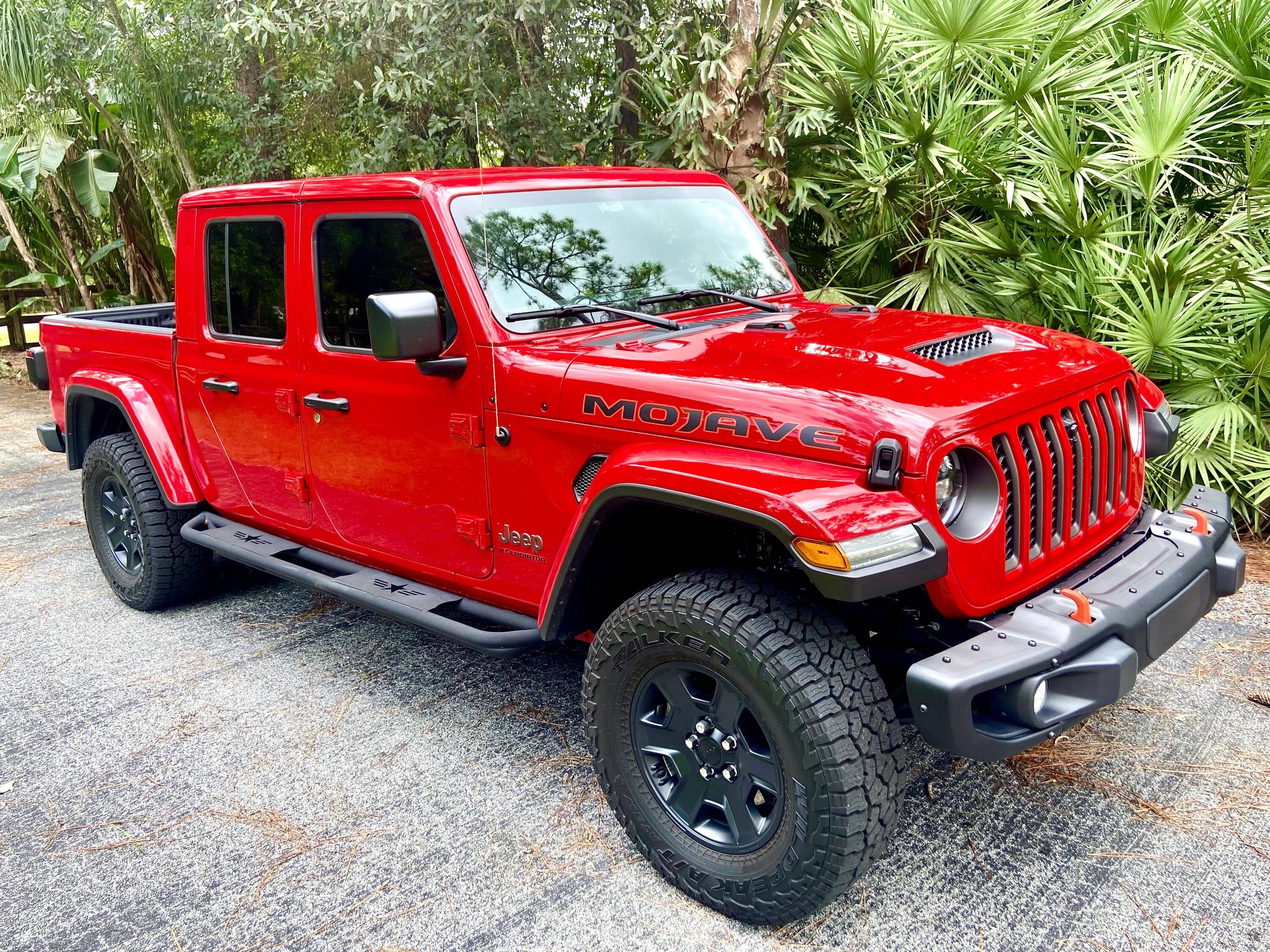 Jeep Gladiator FIRECRACKER RED Gladiator JT Club 4DF4026F-7BFF-4D84-8B01-A3D35076380F