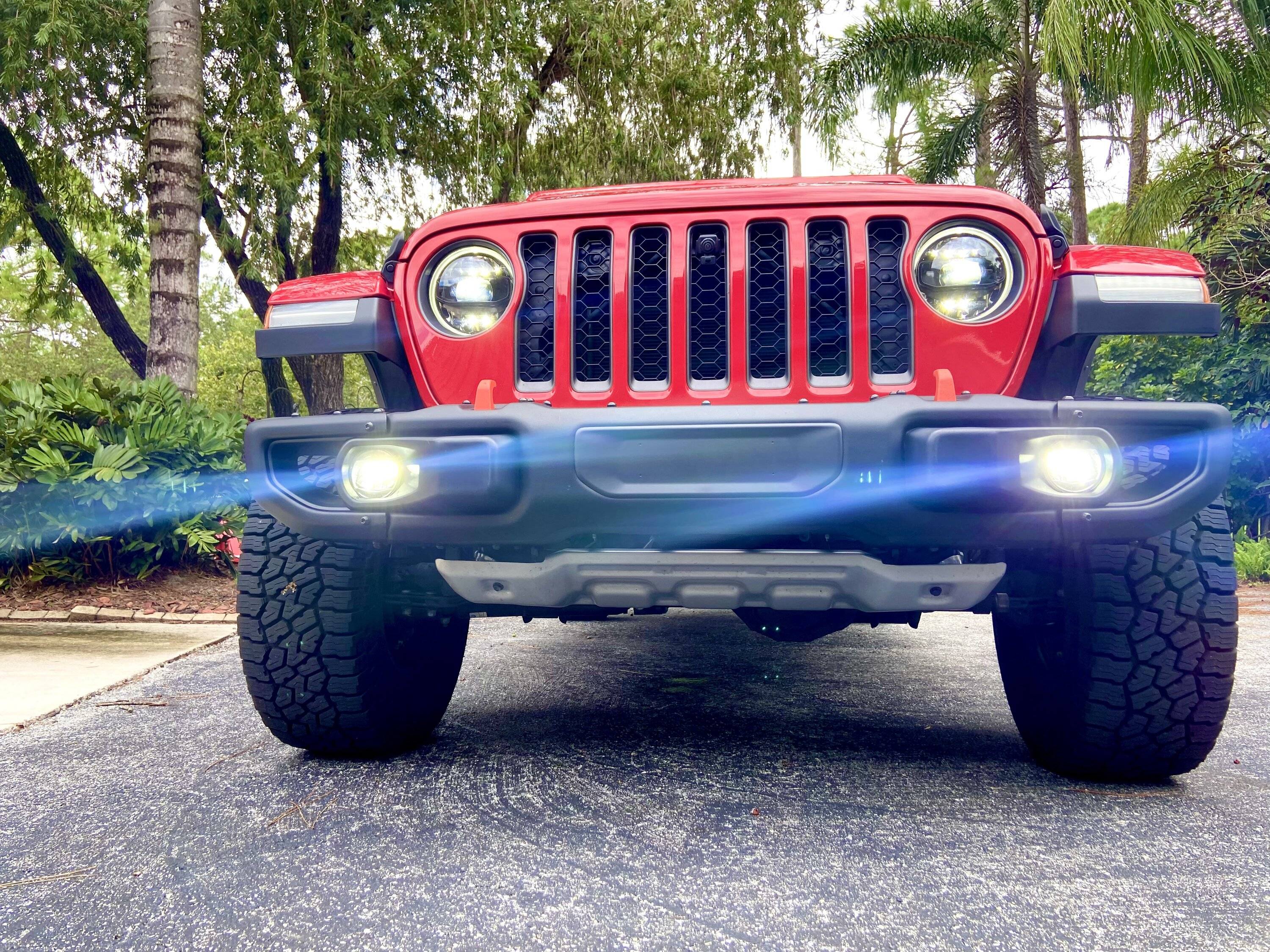 Jeep Gladiator FIRECRACKER RED Gladiator JT Club 63258150-B31F-4991-9E8F-B19ABA334C2B