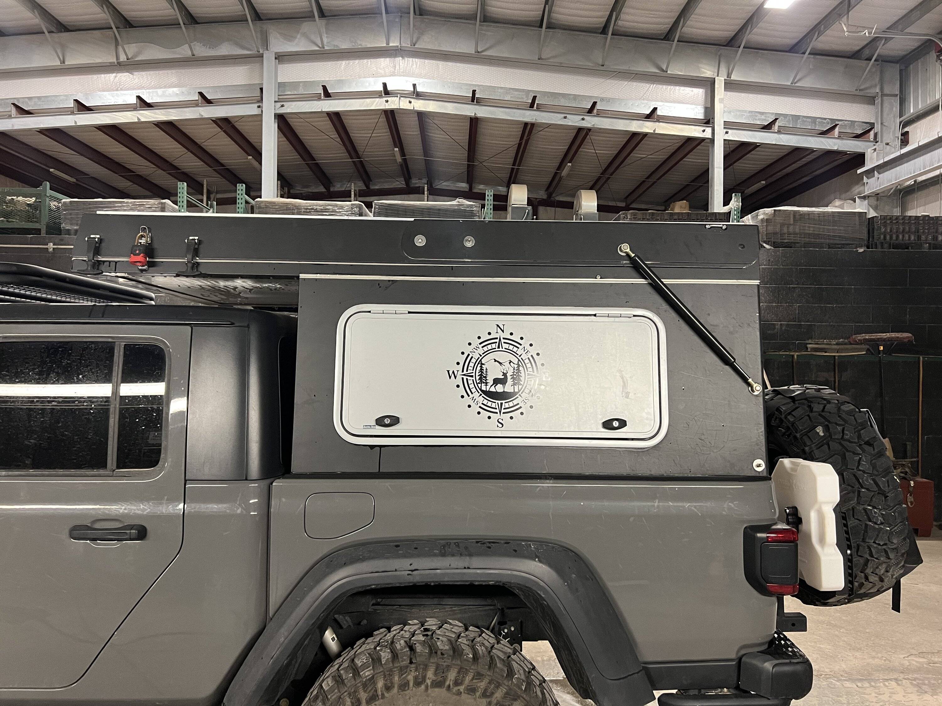 Jeep Gladiator AT Habitat Camper Top $9,000 IMG_5559