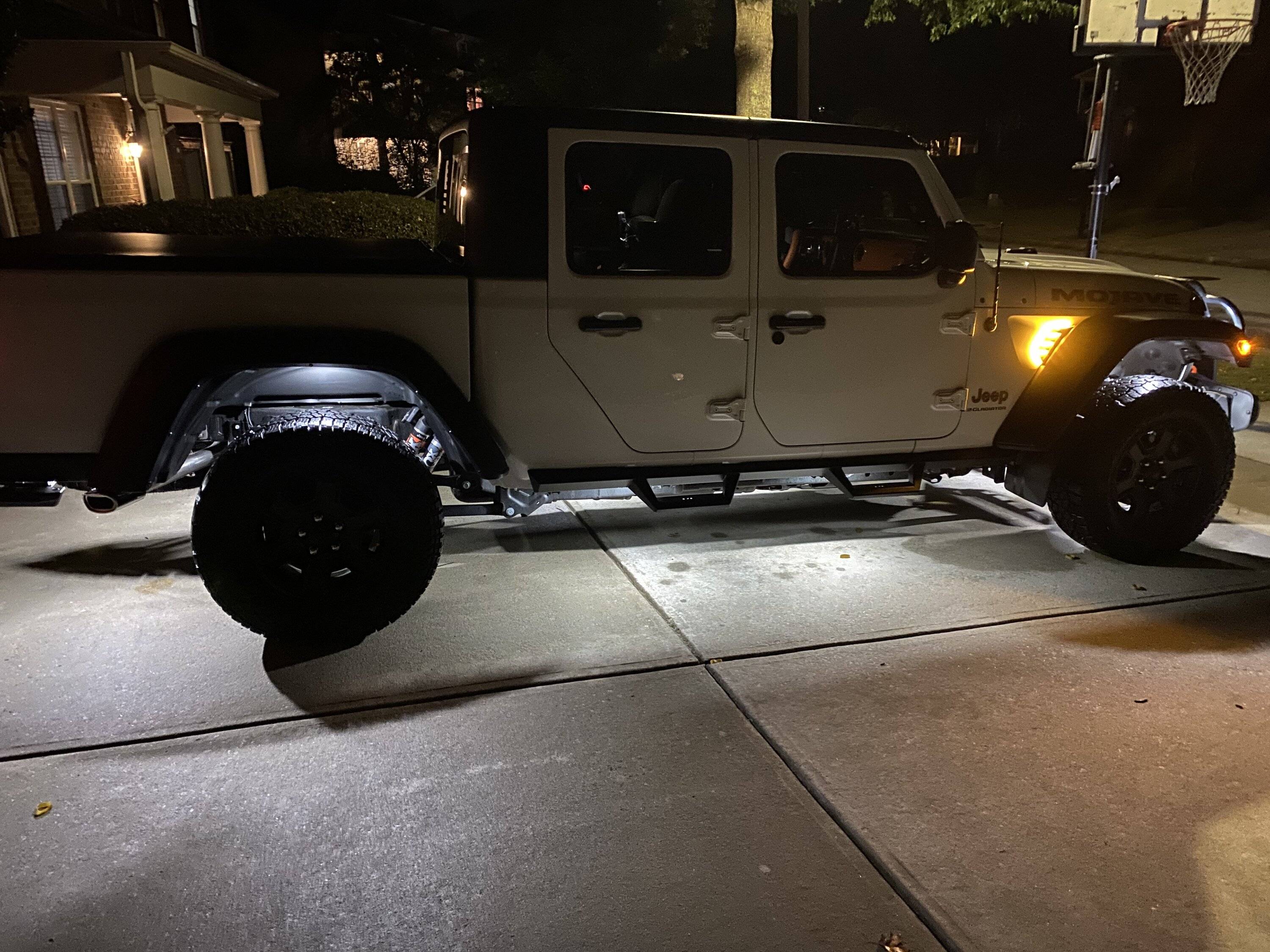 Jeep Gladiator Rock Light Install Wiring -How To IMG_5040