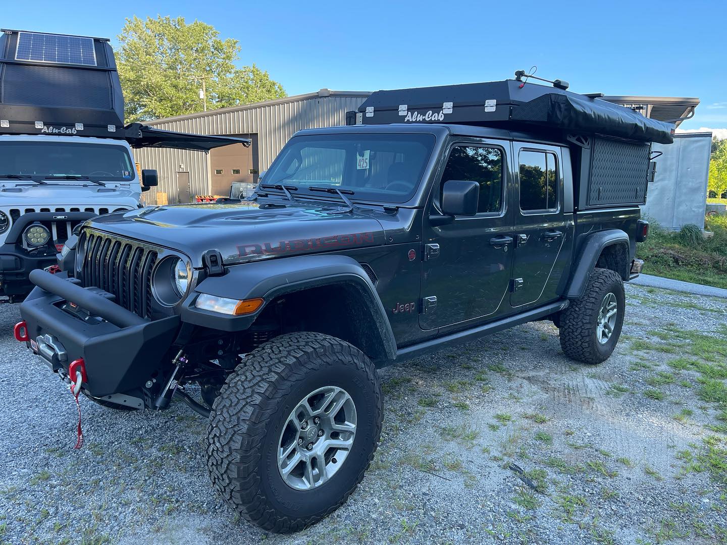 Jeep Gladiator Alu-Cab Canopy Camper Roll Call 368035525_755985749872090_5874393106355906137_n