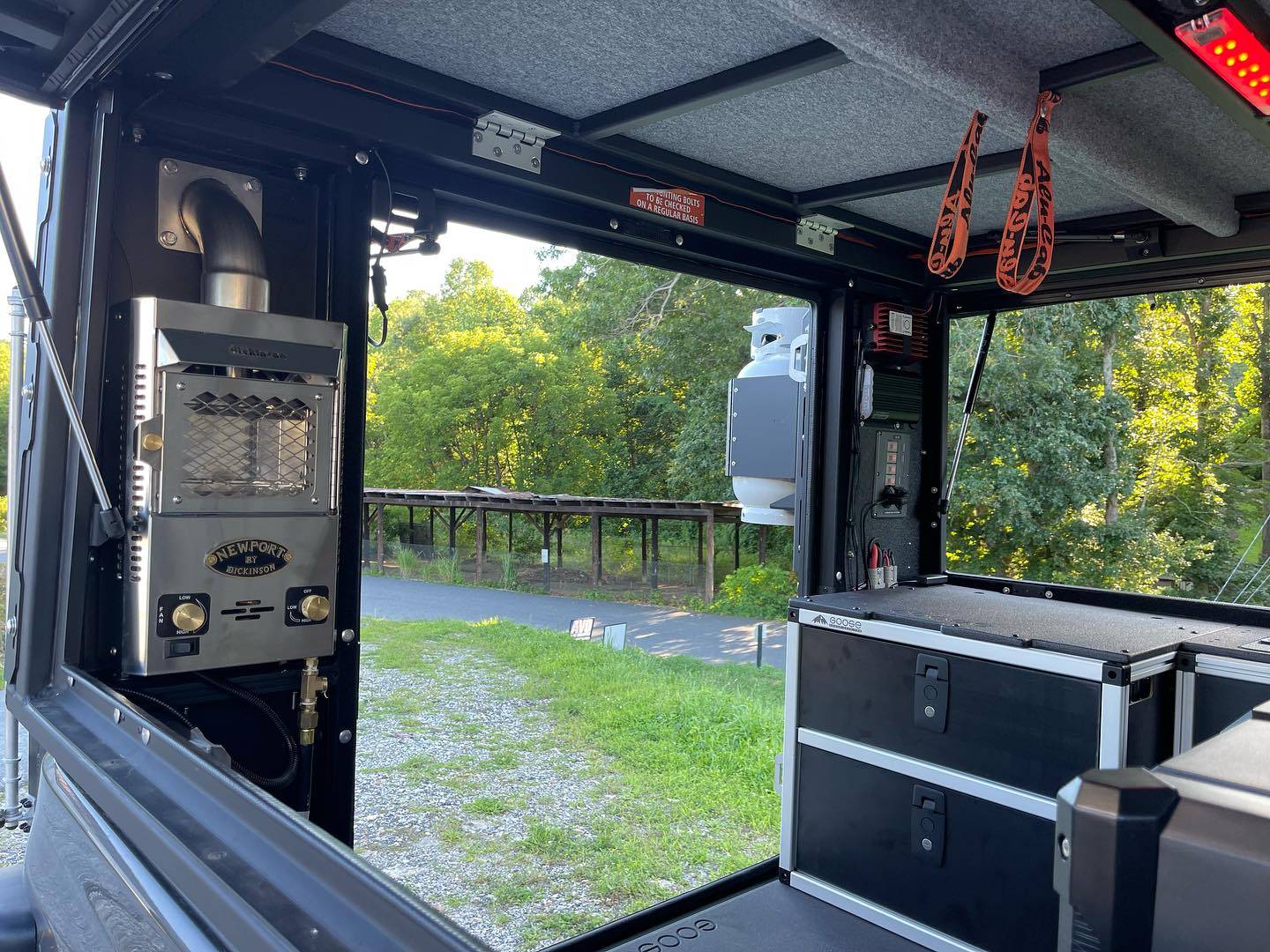 Jeep Gladiator Alu-Cab Canopy Camper Roll Call 368052950_755985743205424_4999868065700021527_n
