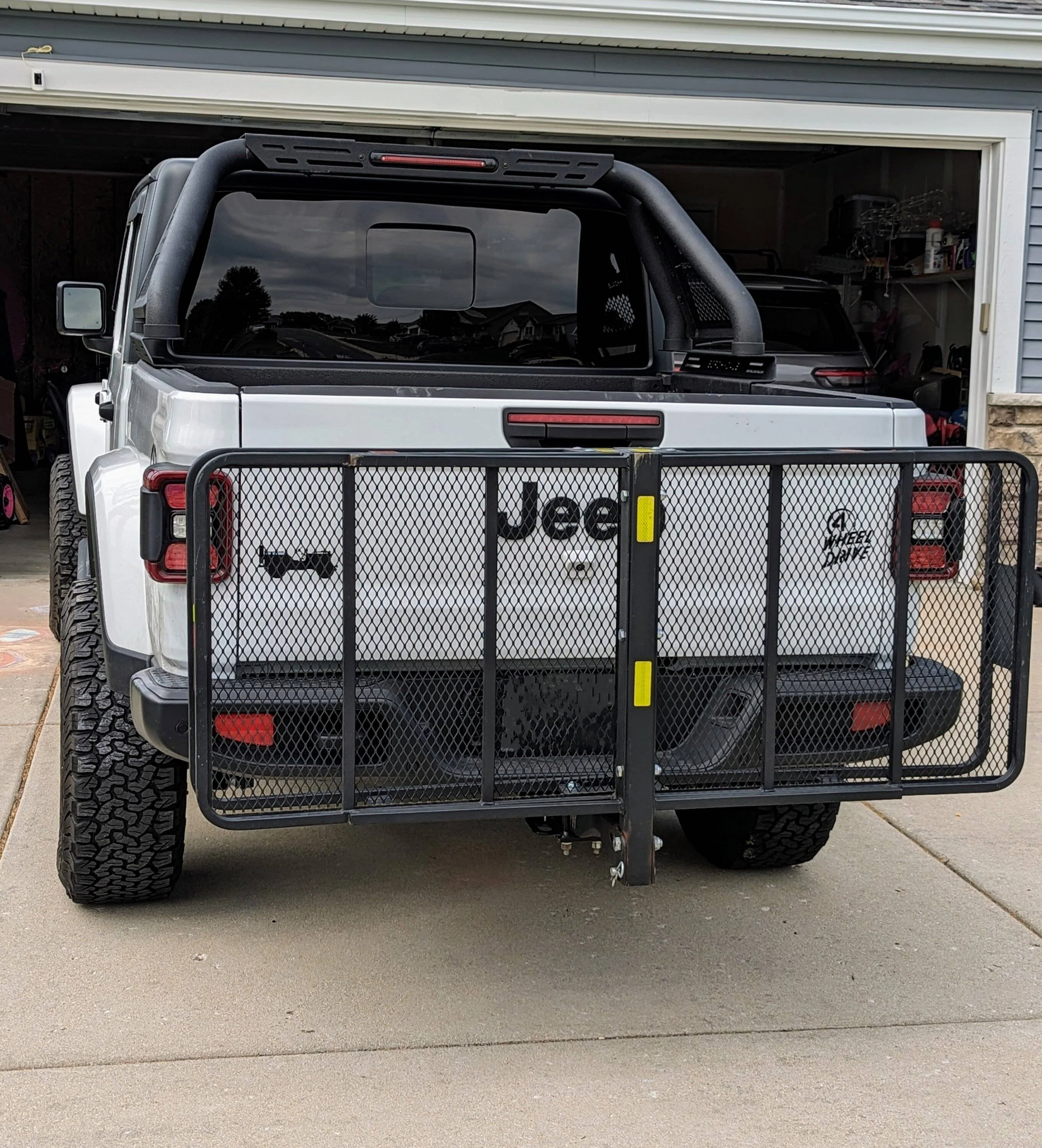 Jeep Gladiator BRIGHT WHITE Gladiator JT Club PXL_20230910_171008623~2