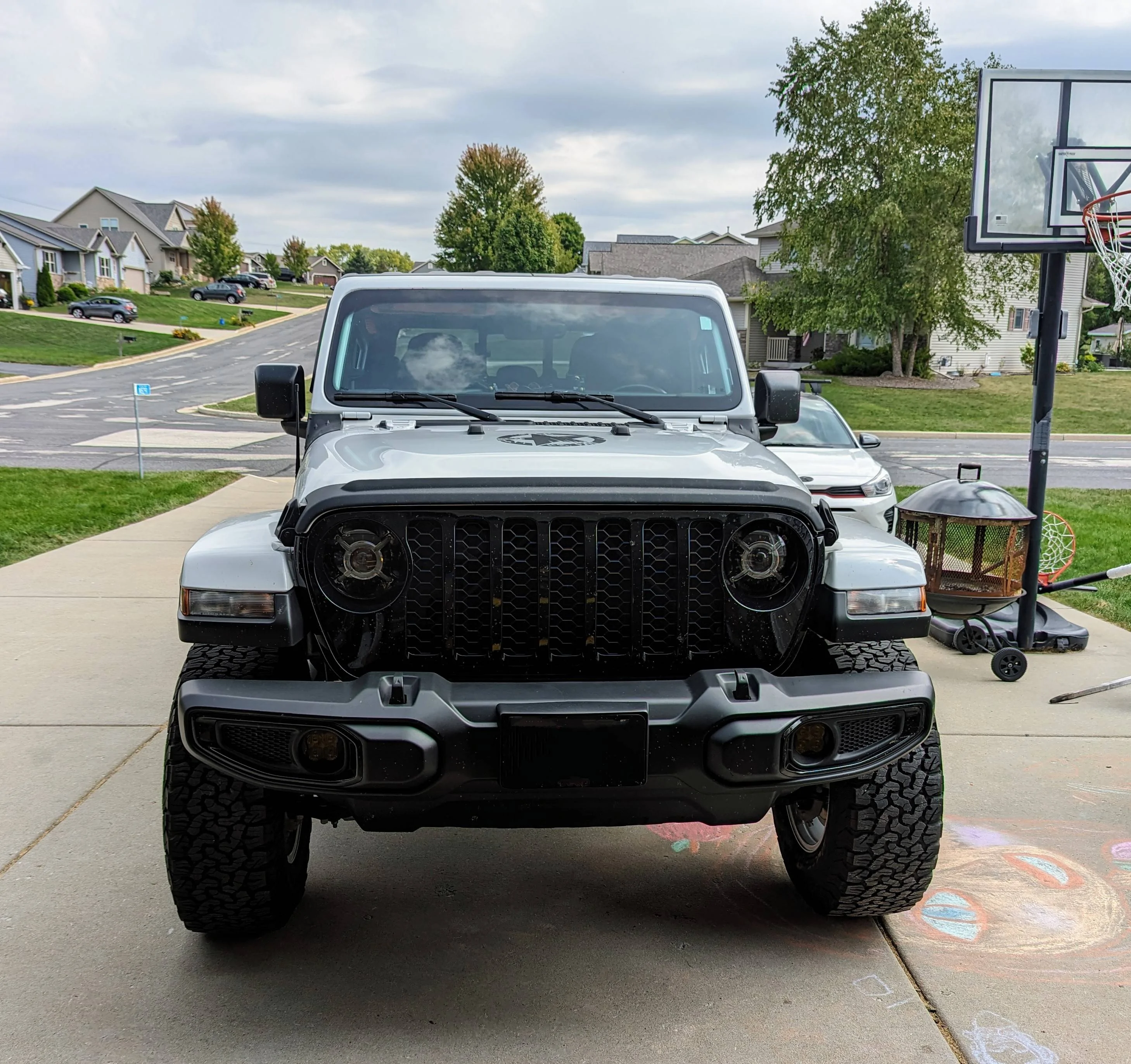 Jeep Gladiator BRIGHT WHITE Gladiator JT Club PXL_20230910_171241011~2