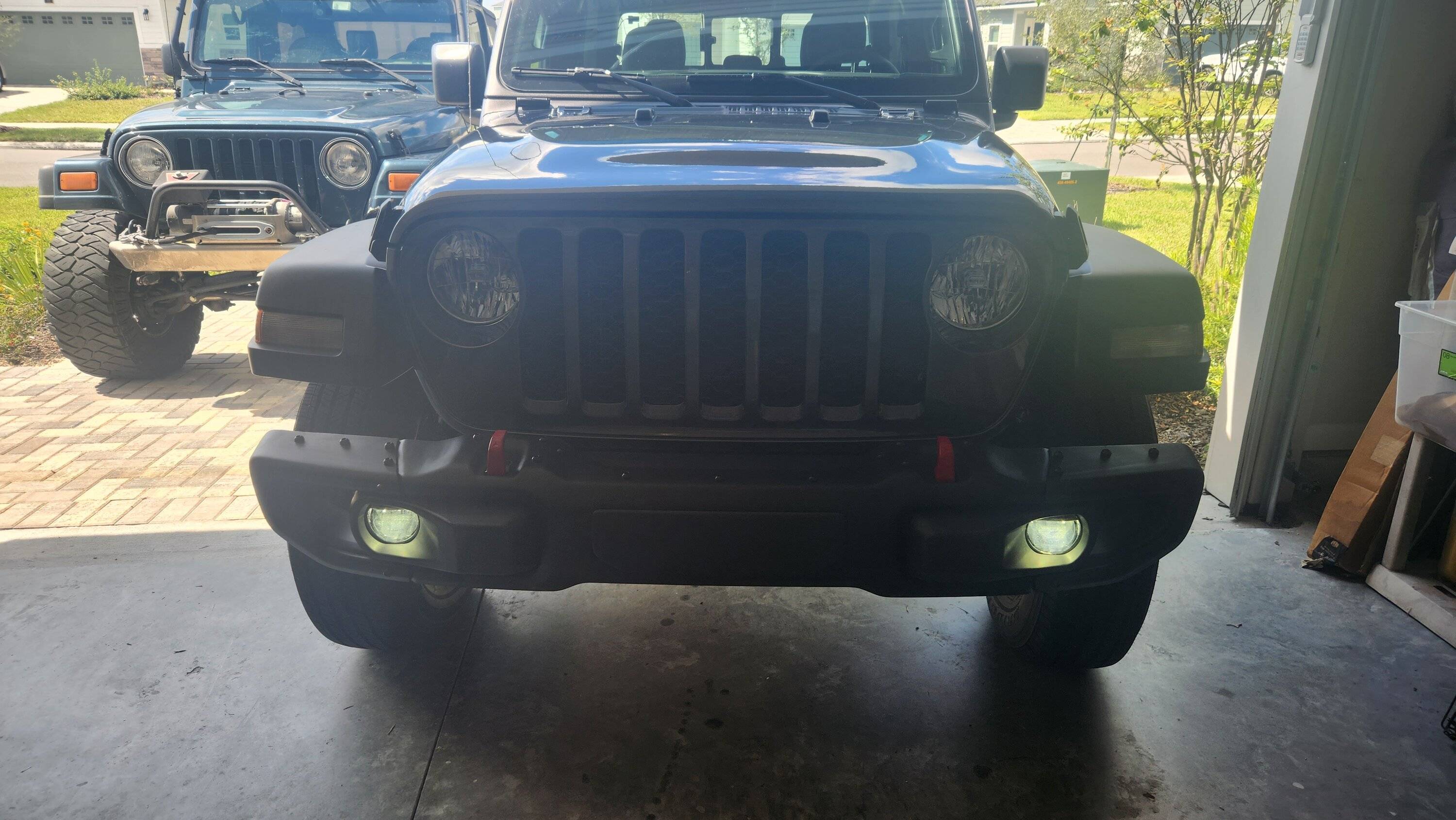 Jeep Gladiator Turned oem LED Fog lights into DRL 20230915_113828