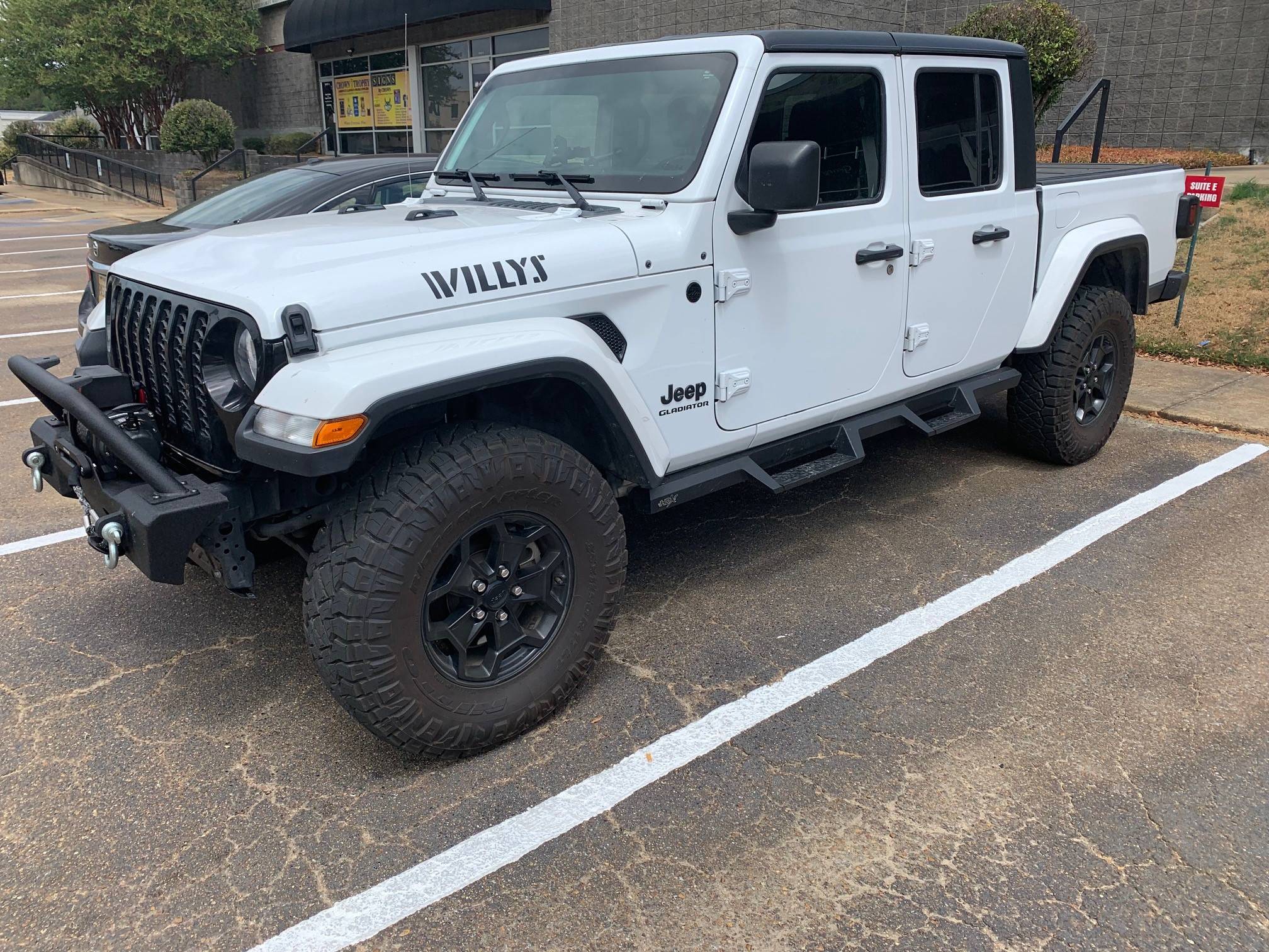 Jeep Gladiator Request: 35s with a Lift? Willys 4