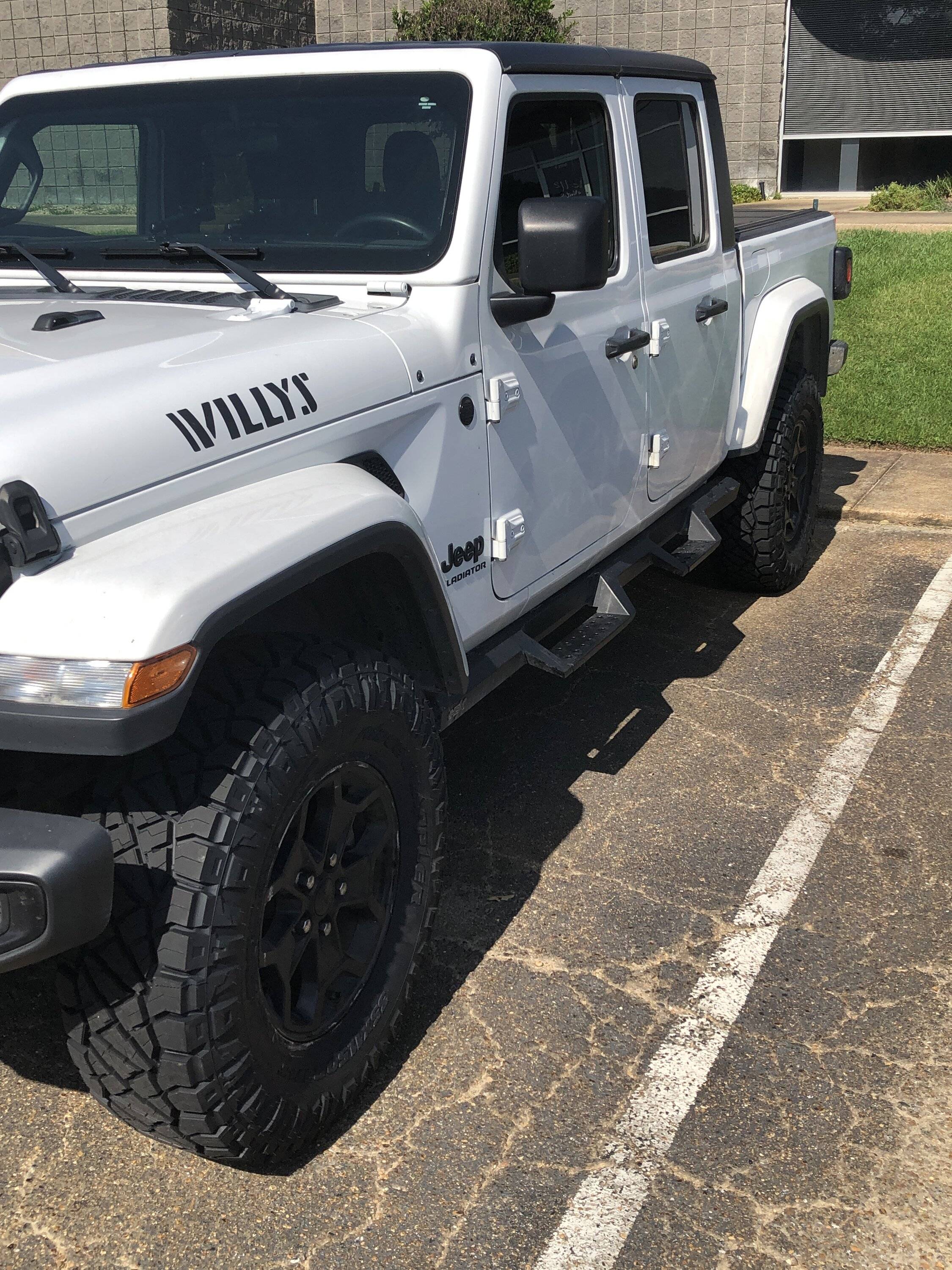 Jeep Gladiator Request: 35s with a Lift? Willys.JPG