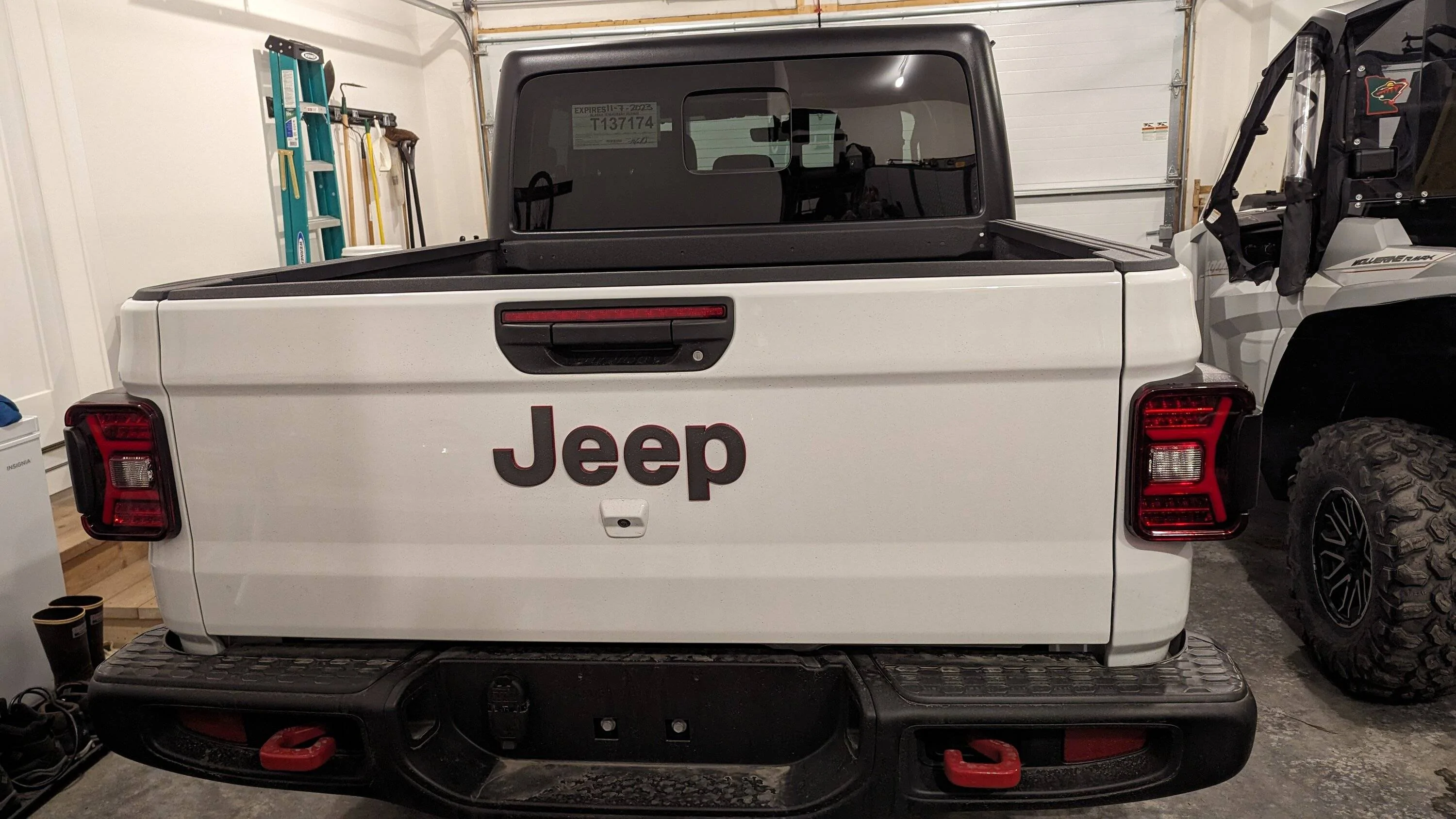 Jeep Gladiator Alaska Daily Drivers: Hydro Blue 80A and Bright White JTR PXL_20230916_053251847