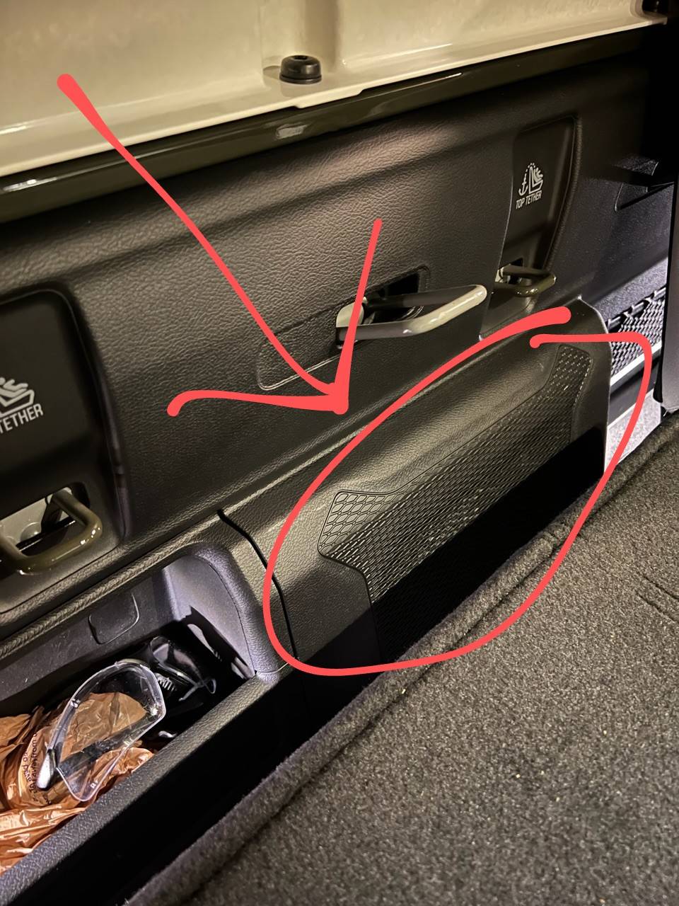 Jeep Gladiator Is my Alpine subwoofer missing? 1000002418