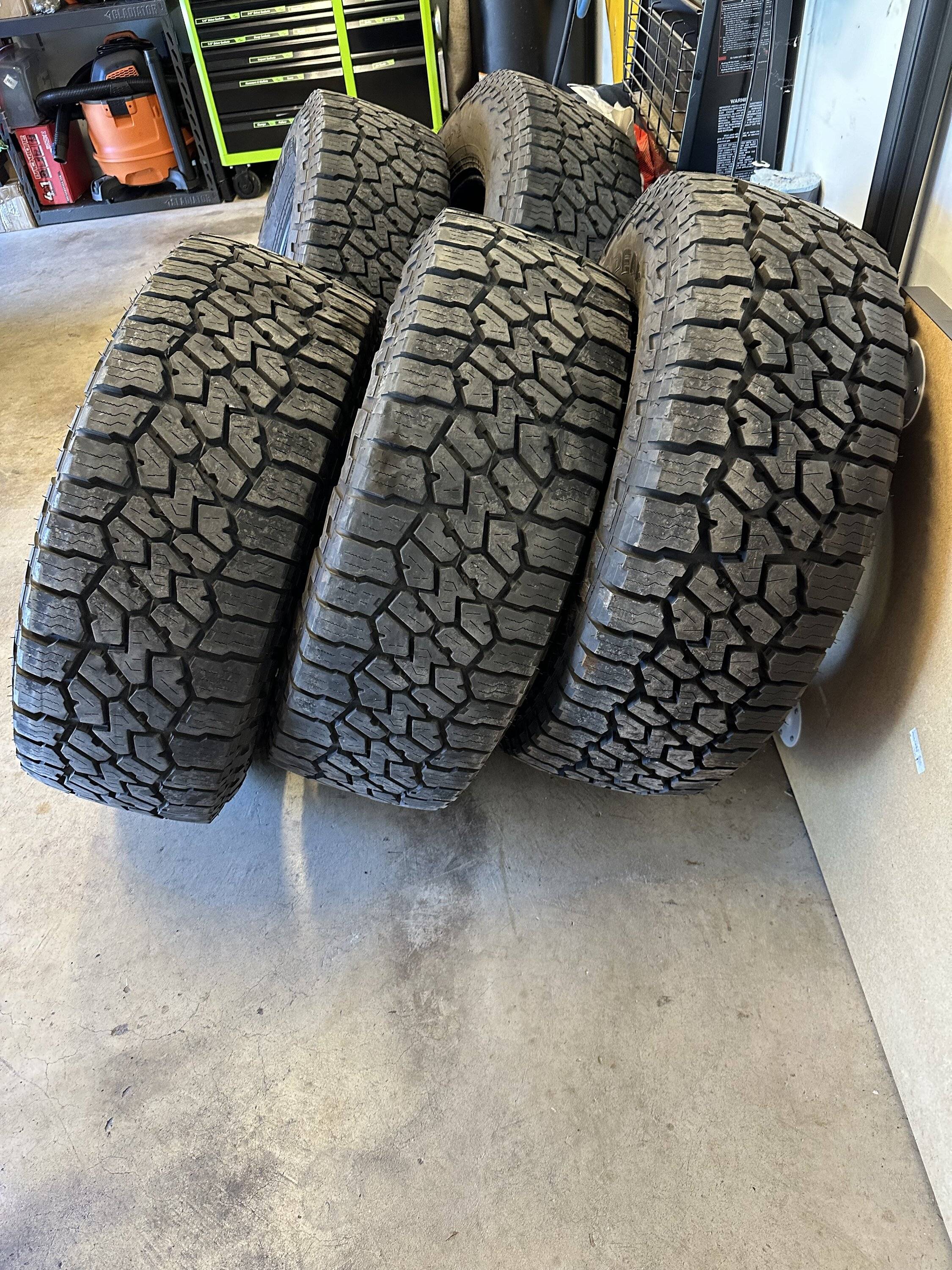 Jeep Gladiator Set of 5 Falken Wildpeak AT3W tires 35x12.50x17 IMG_0974