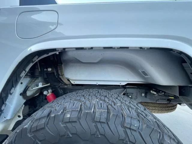 Jeep Gladiator Fender liner recommendations please IMG_6306