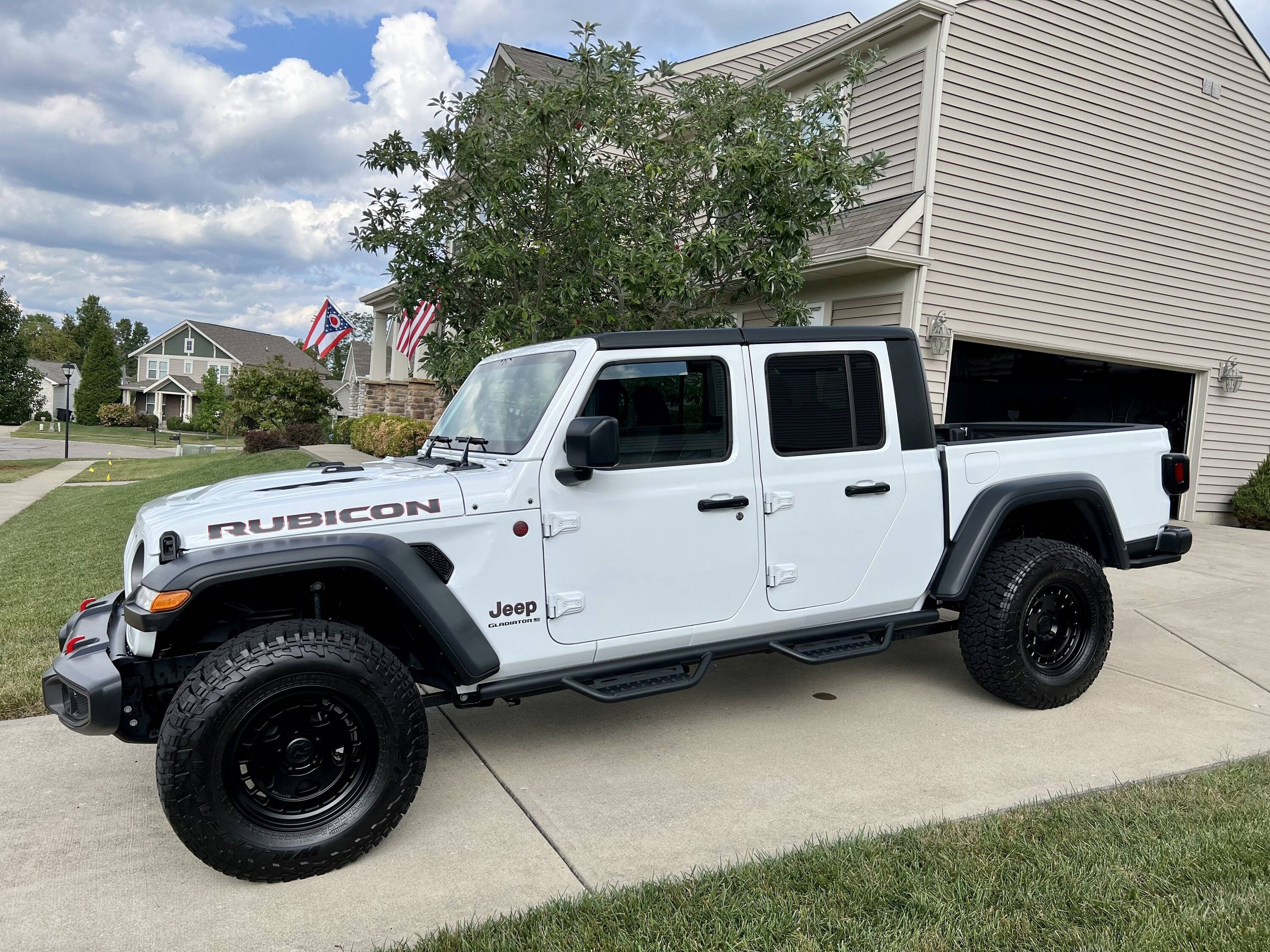 Jeep Gladiator Fifteen52 Turbomac HD / 17x8.5 | 0 Offset / Stock Tires IMG_1759
