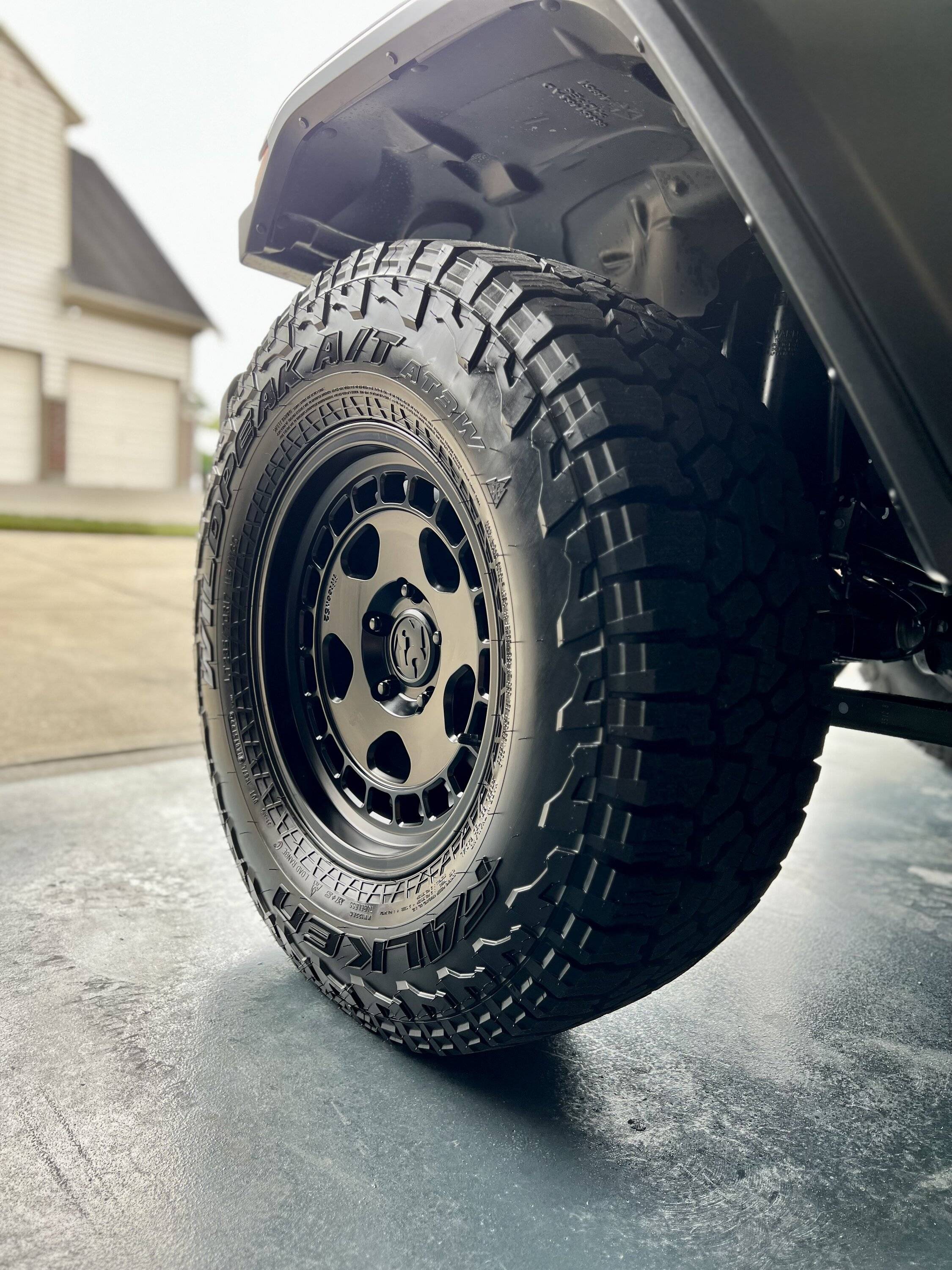 Jeep Gladiator Fifteen52 Turbomac HD / 17x8.5 | 0 Offset / Stock Tires IMG_1760