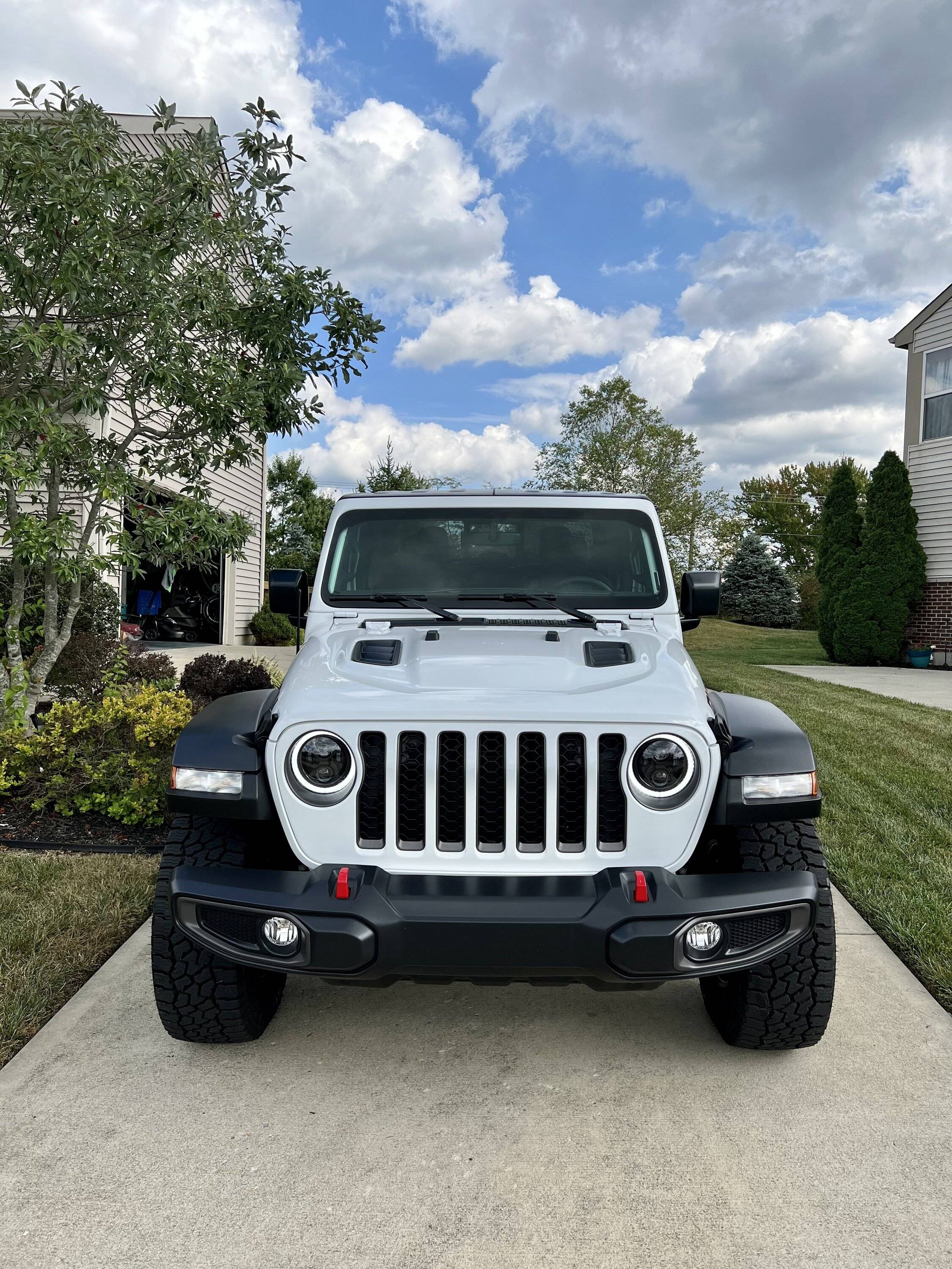 Jeep Gladiator BRIGHT WHITE Gladiator JT Club IMG_1758