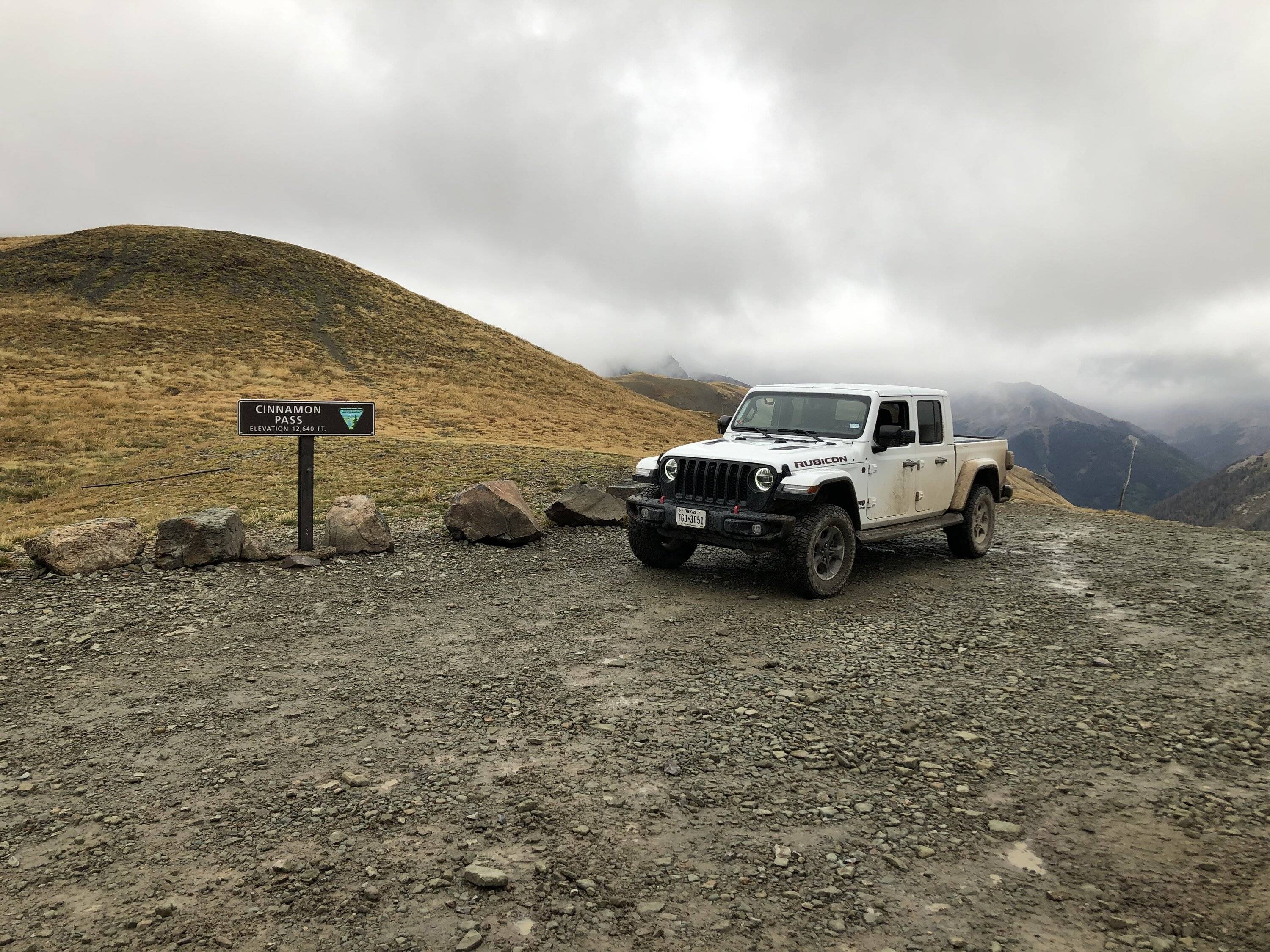 Jeep Gladiator BRIGHT WHITE Gladiator JT Club IMG_2151.JPG